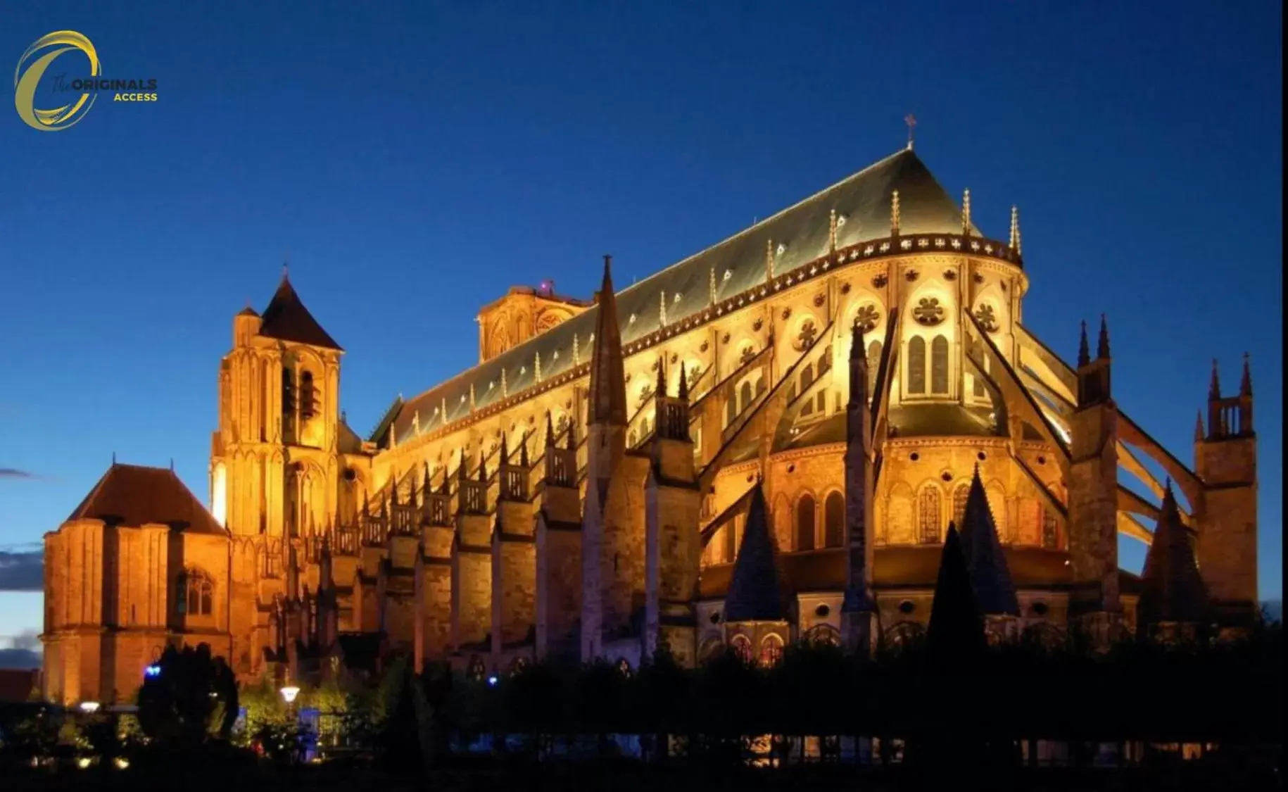 Nearby landmark in Hôtel The Originals Access, Bourges Nord Saint-Doulchard