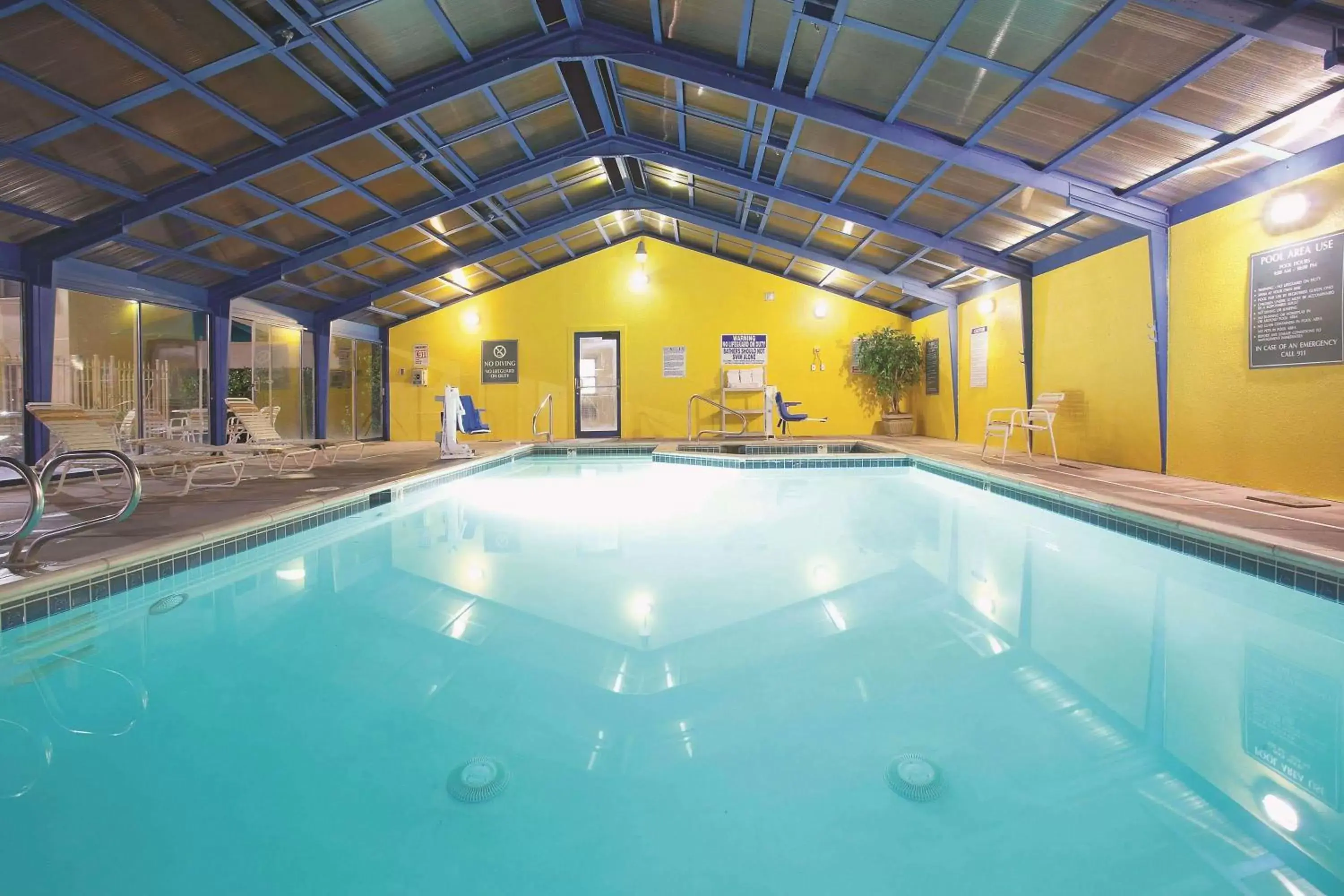 On site, Swimming Pool in La Quinta Inn by Wyndham Salt Lake City Midvale