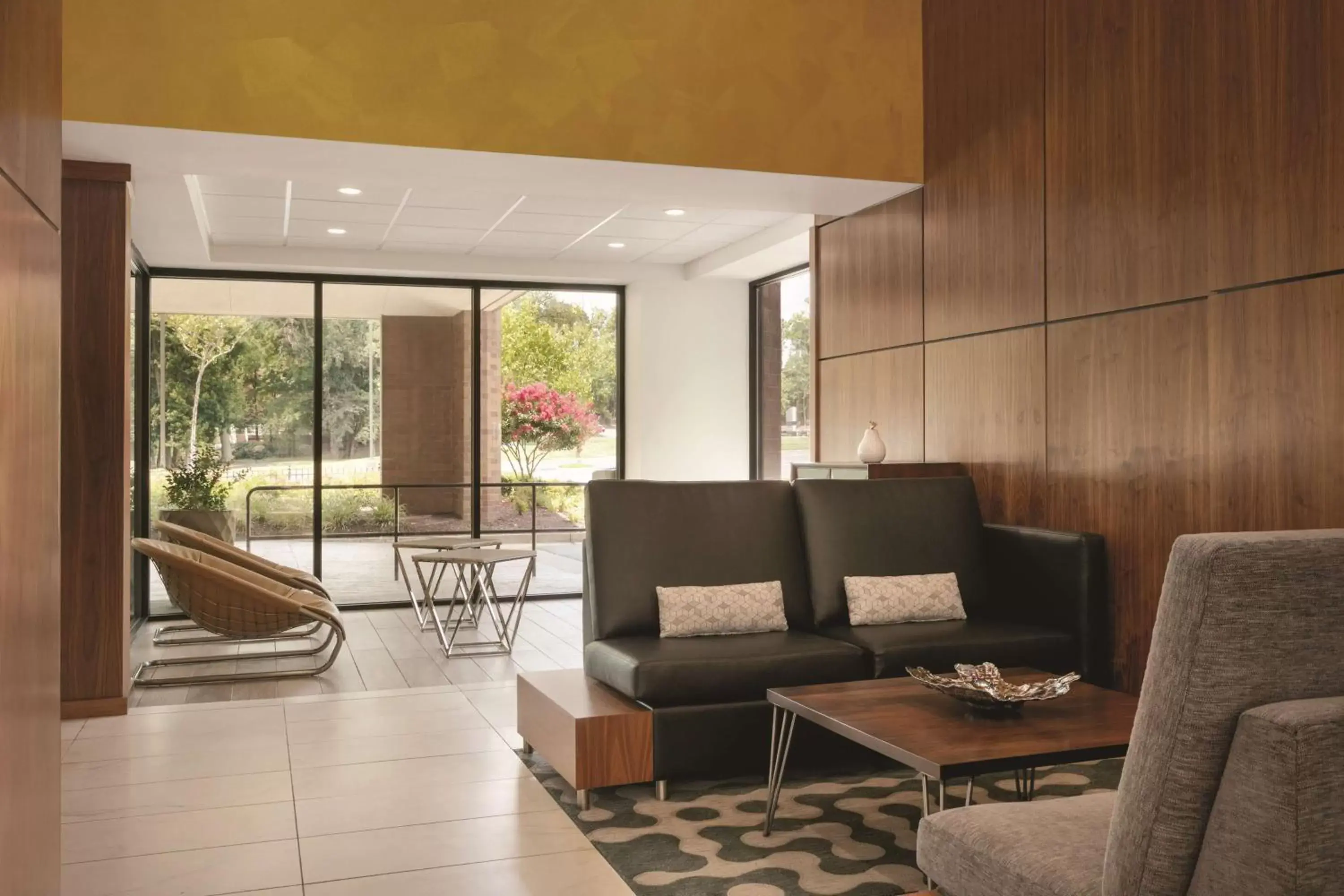 Lobby or reception in Embassy Suites by Hilton Richmond Lobby or reception in Embassy Suites by Hilton Richmond