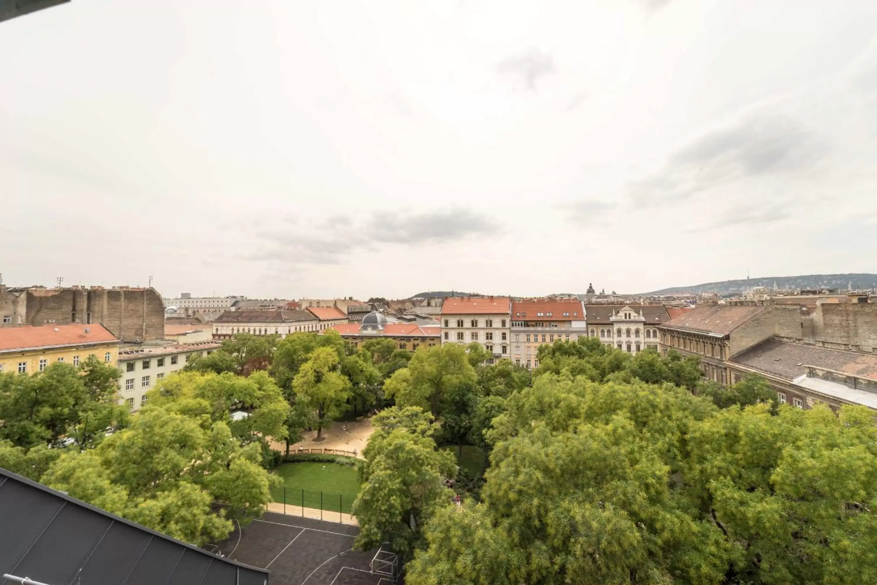 City view in Silver Hotel Budapest City Center