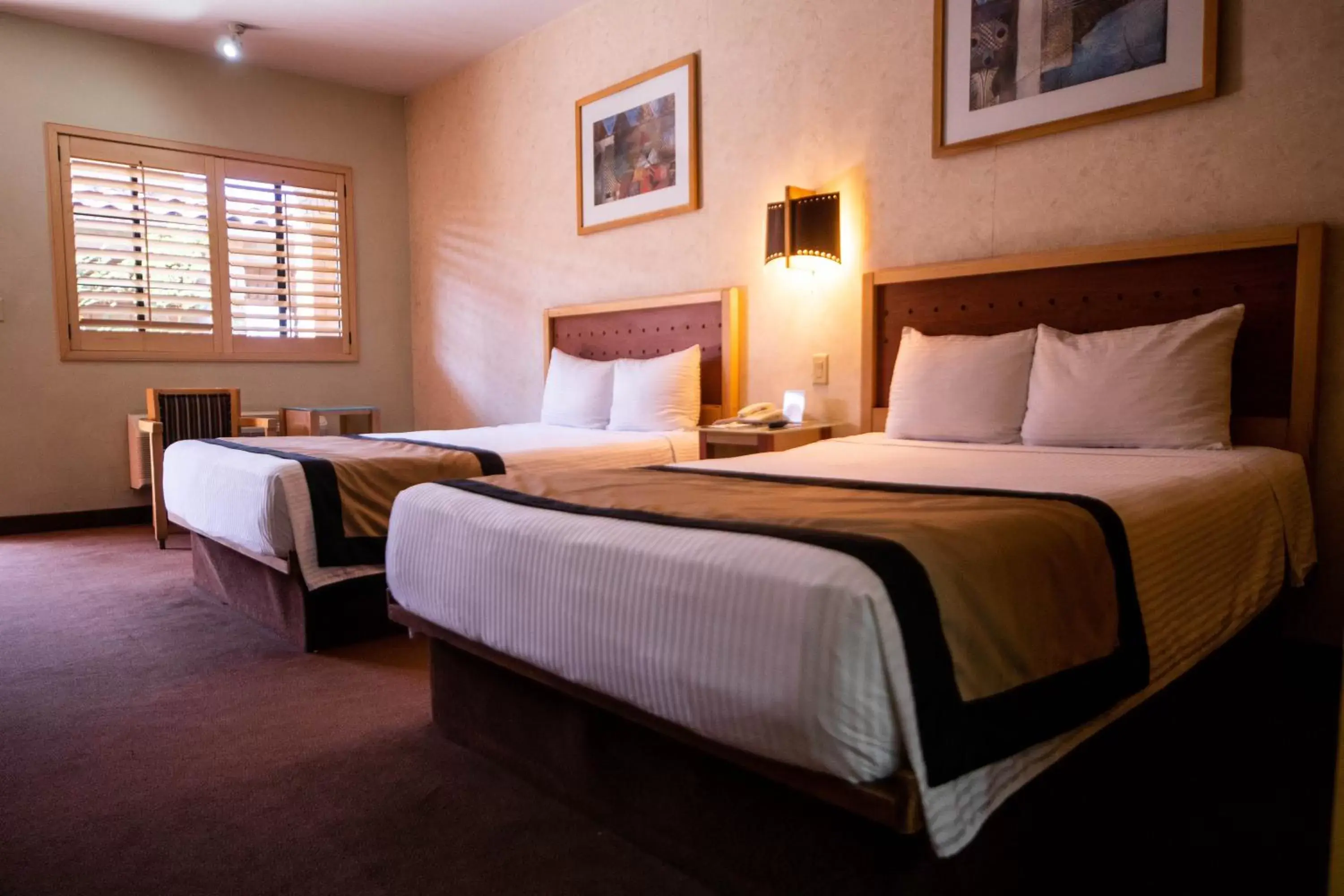 Bedroom, Bed in Hotel Colonial Mexicali