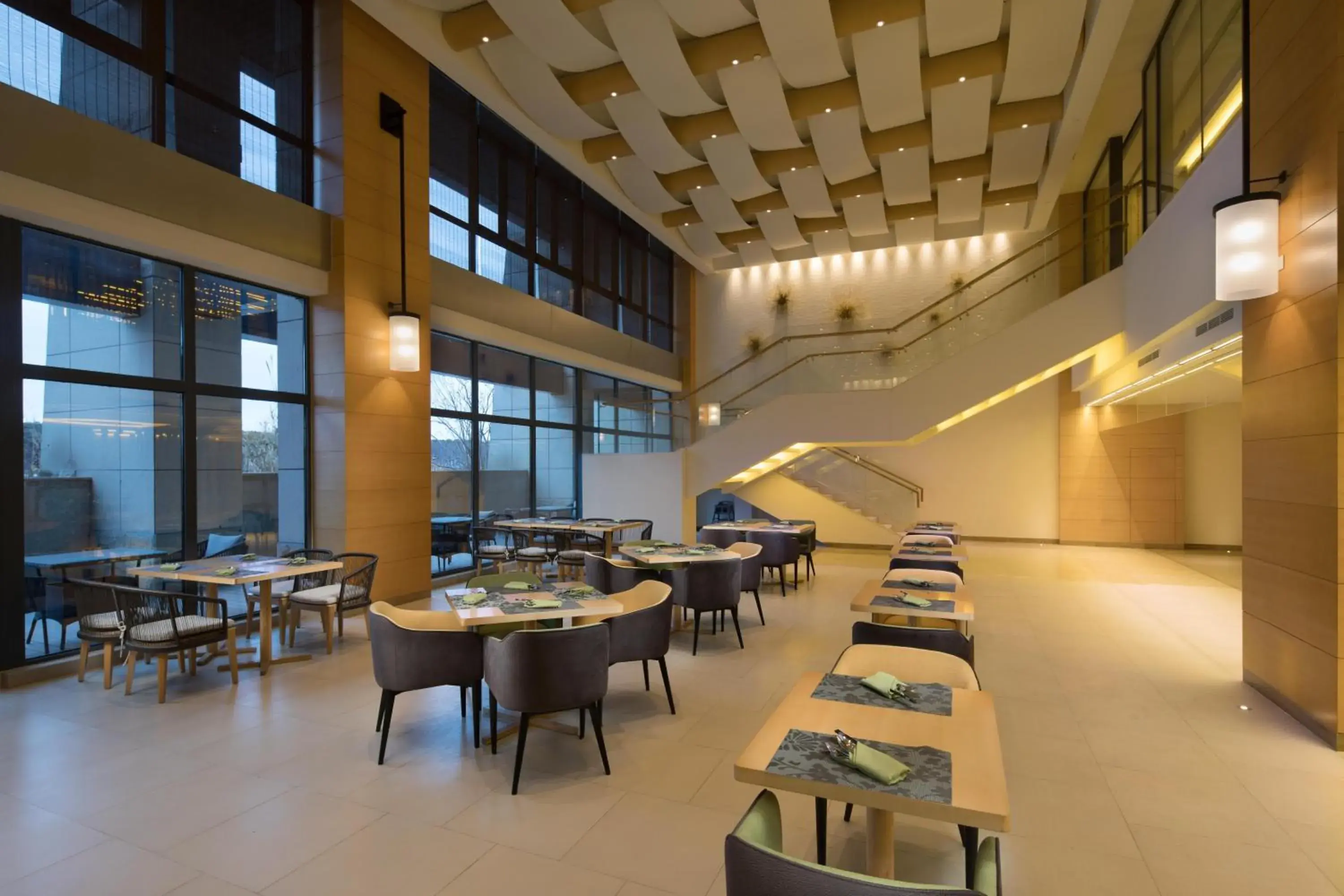 Restaurant/Places to Eat in Holiday Inn Kunshan Huaqiao, an IHG Hotel