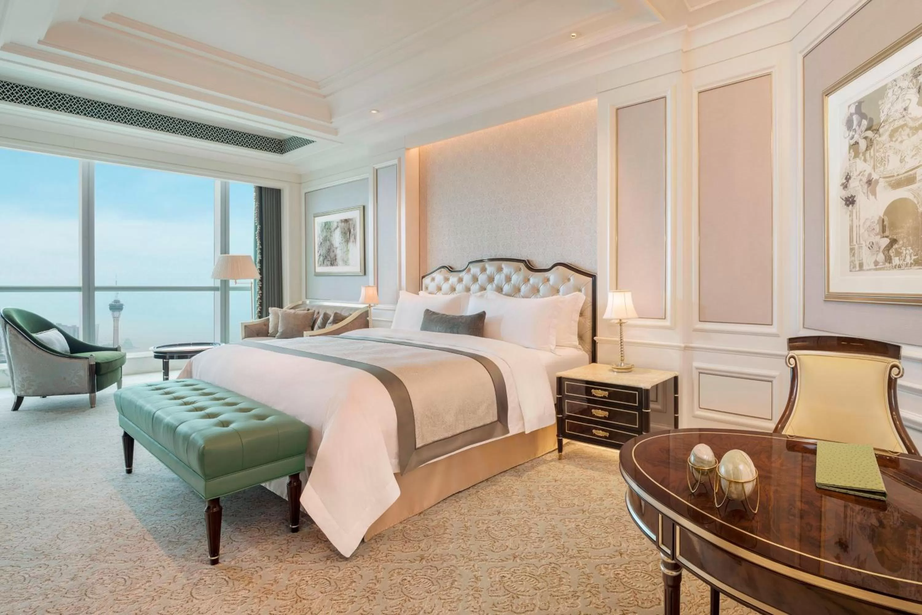 Bedroom, Bed in The St. Regis Zhuhai