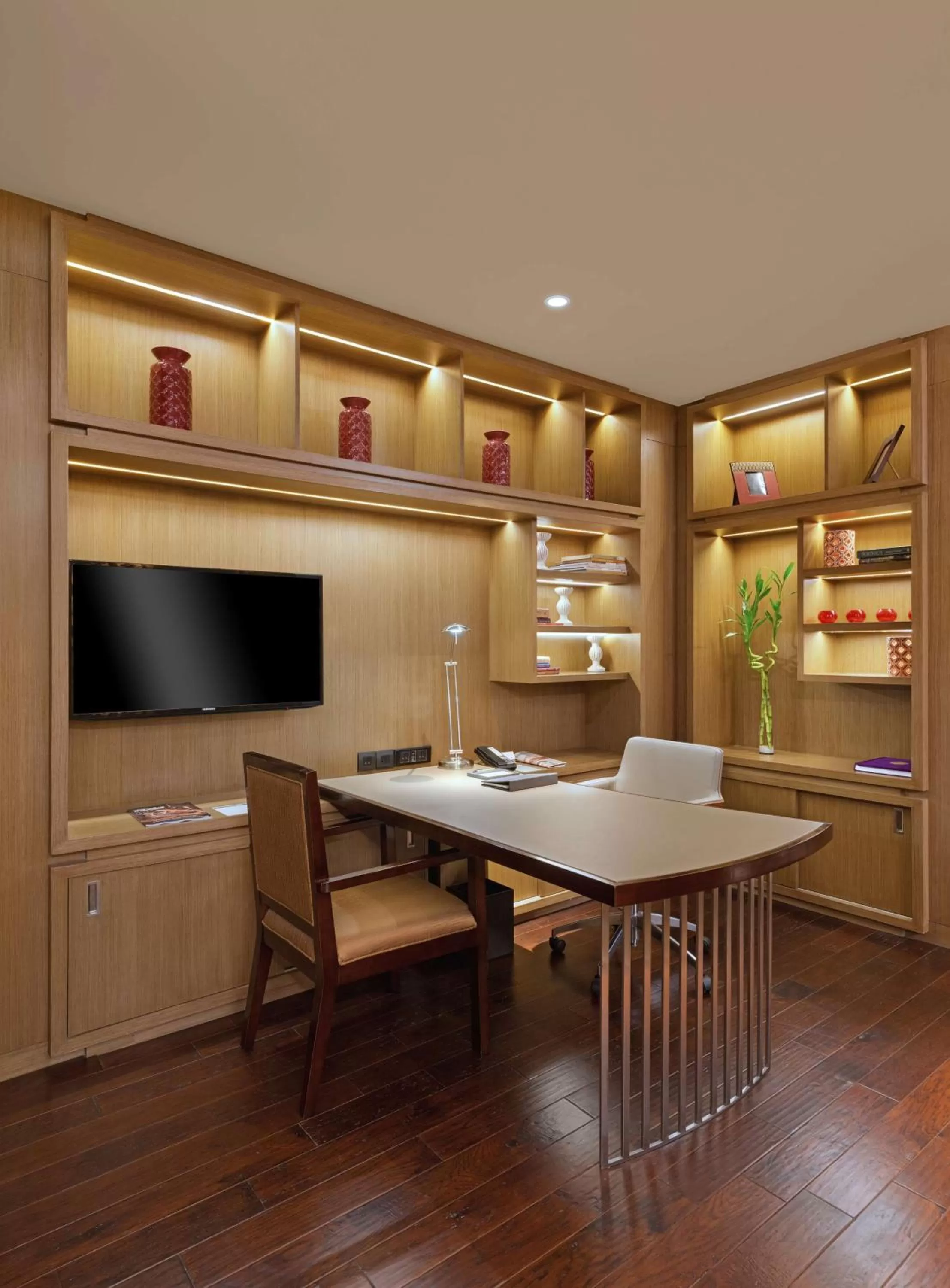 Photo of the whole room in Hyatt Regency Ahmedabad