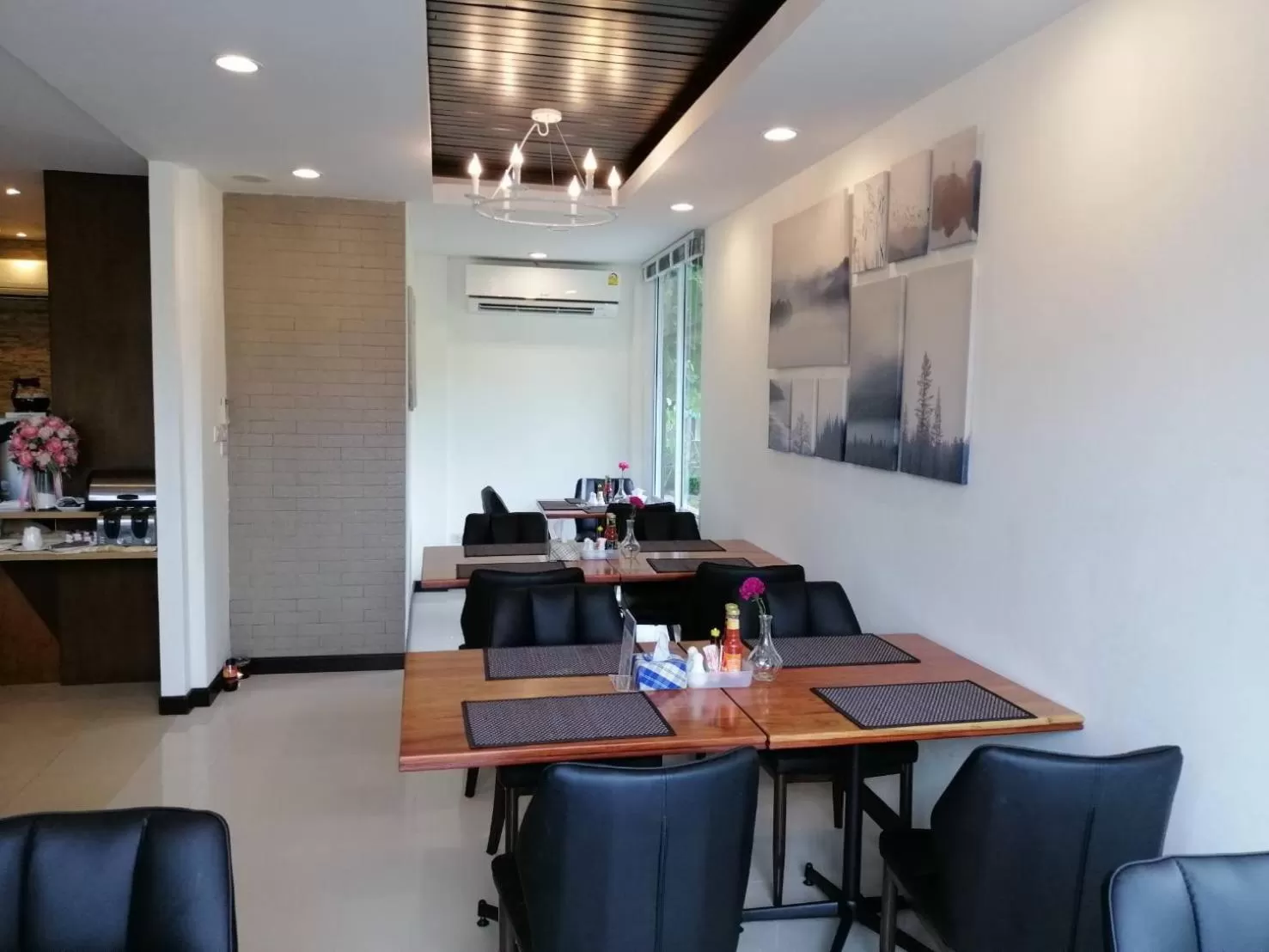 Rapeepan Ville Hotel