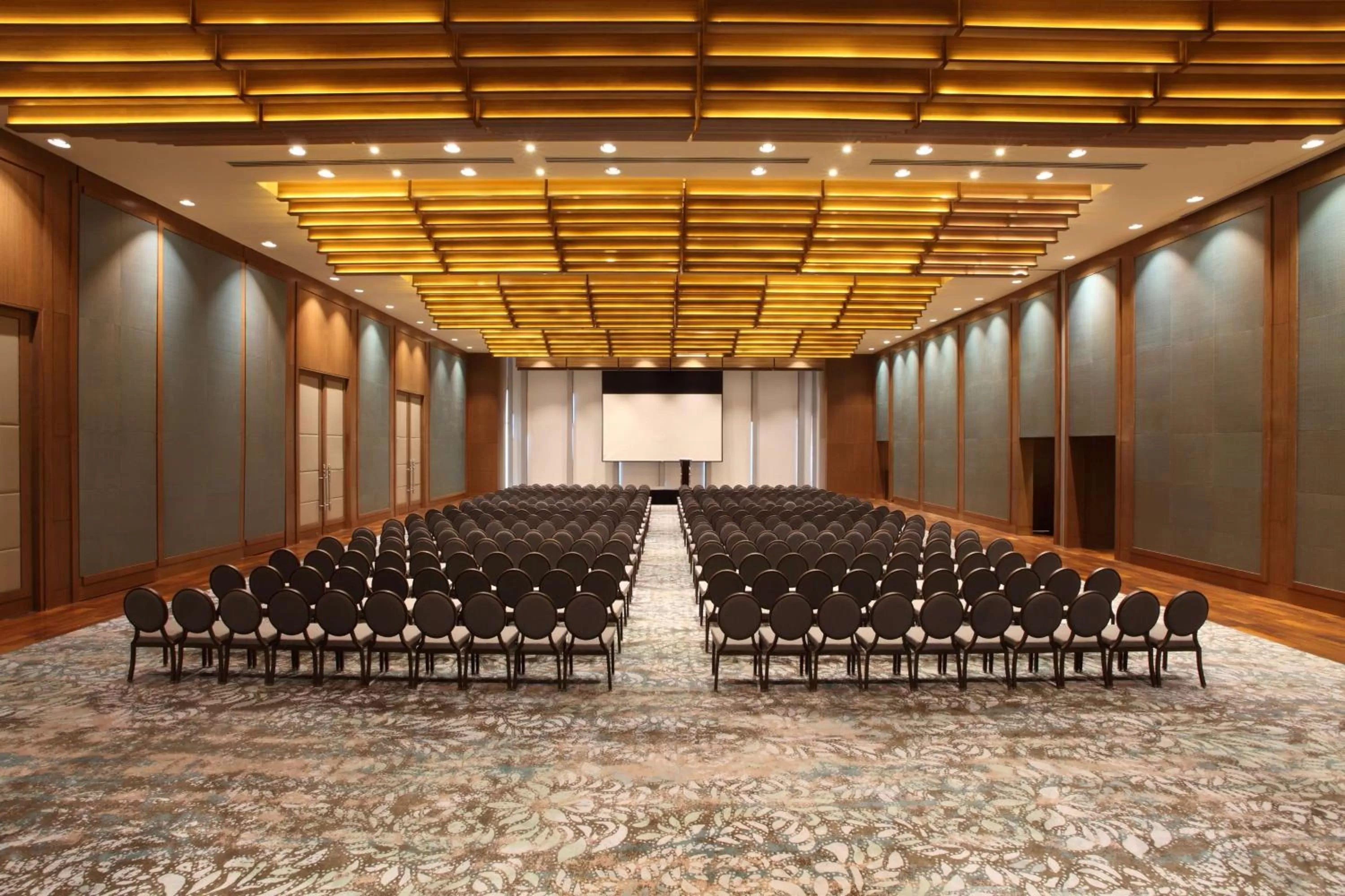 Meeting/conference room in Hyatt Regency Ahmedabad