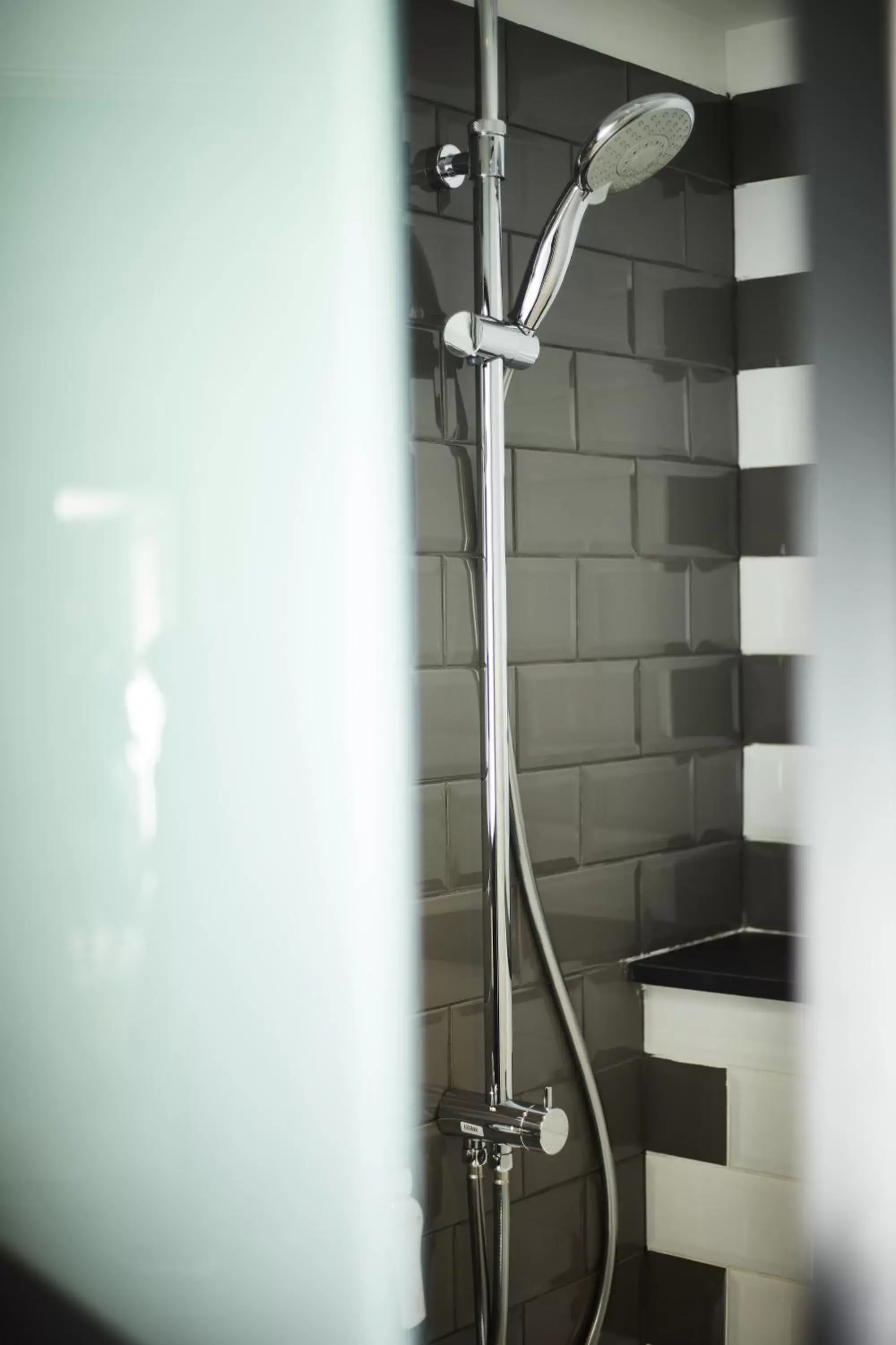 Bathroom in ONOMO Hotel Abidjan