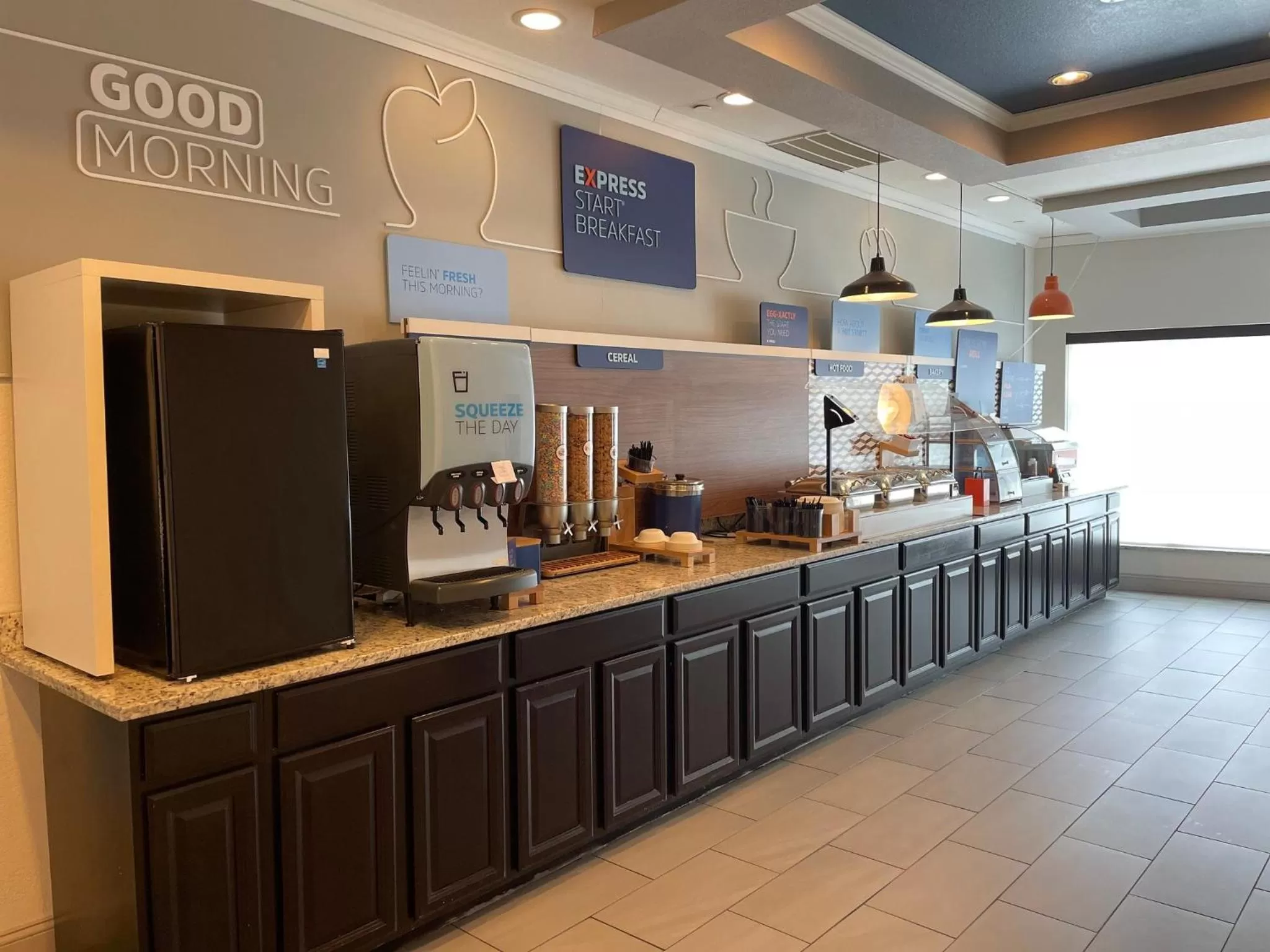 Breakfast in Holiday Inn Express and Suites Montgomery by IHG
