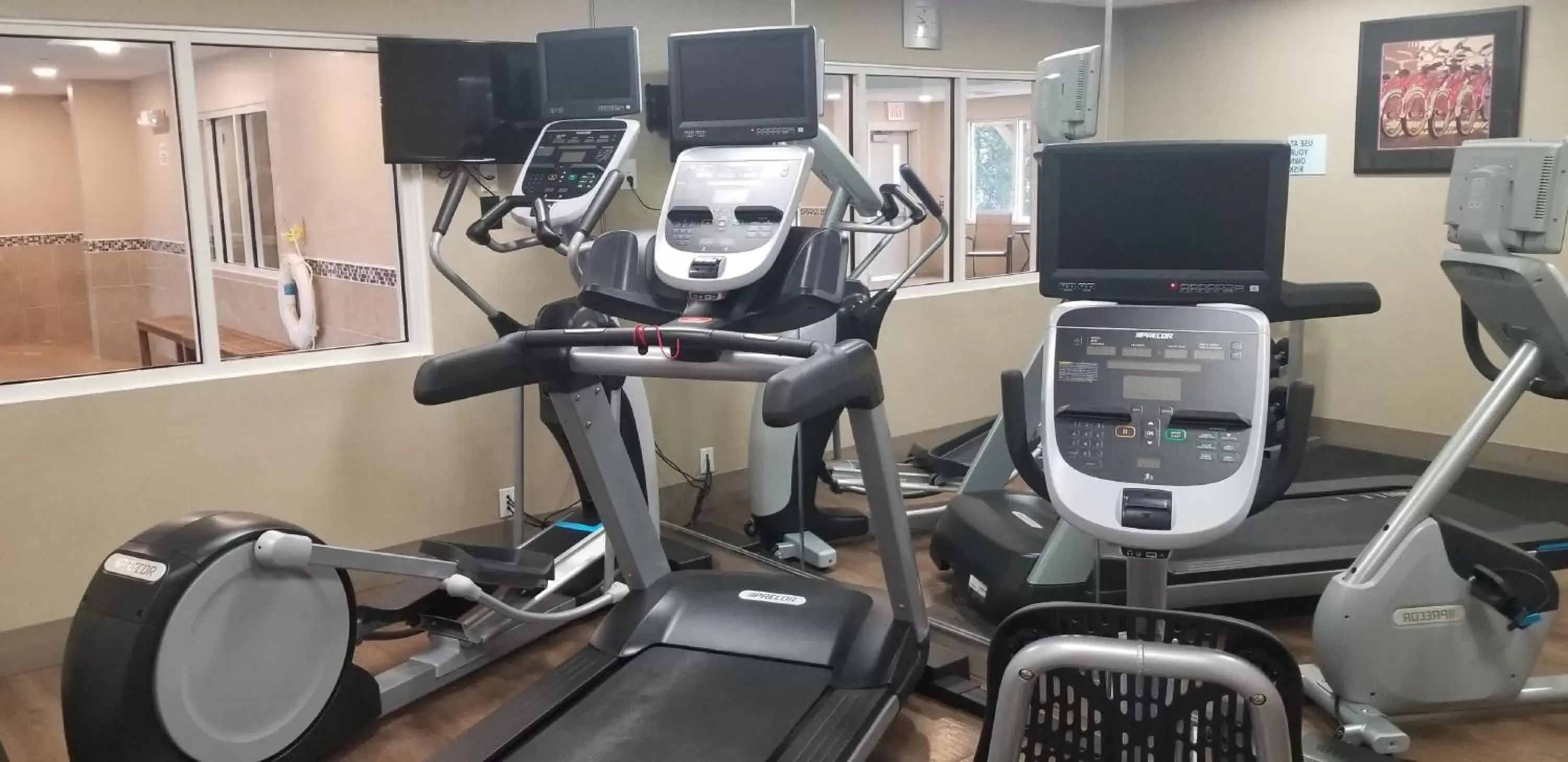 Fitness centre/facilities, Fitness Center/Facilities in Holiday Inn Express Hotel & Suites Hampton South-Seabrook, an IHG Hotel