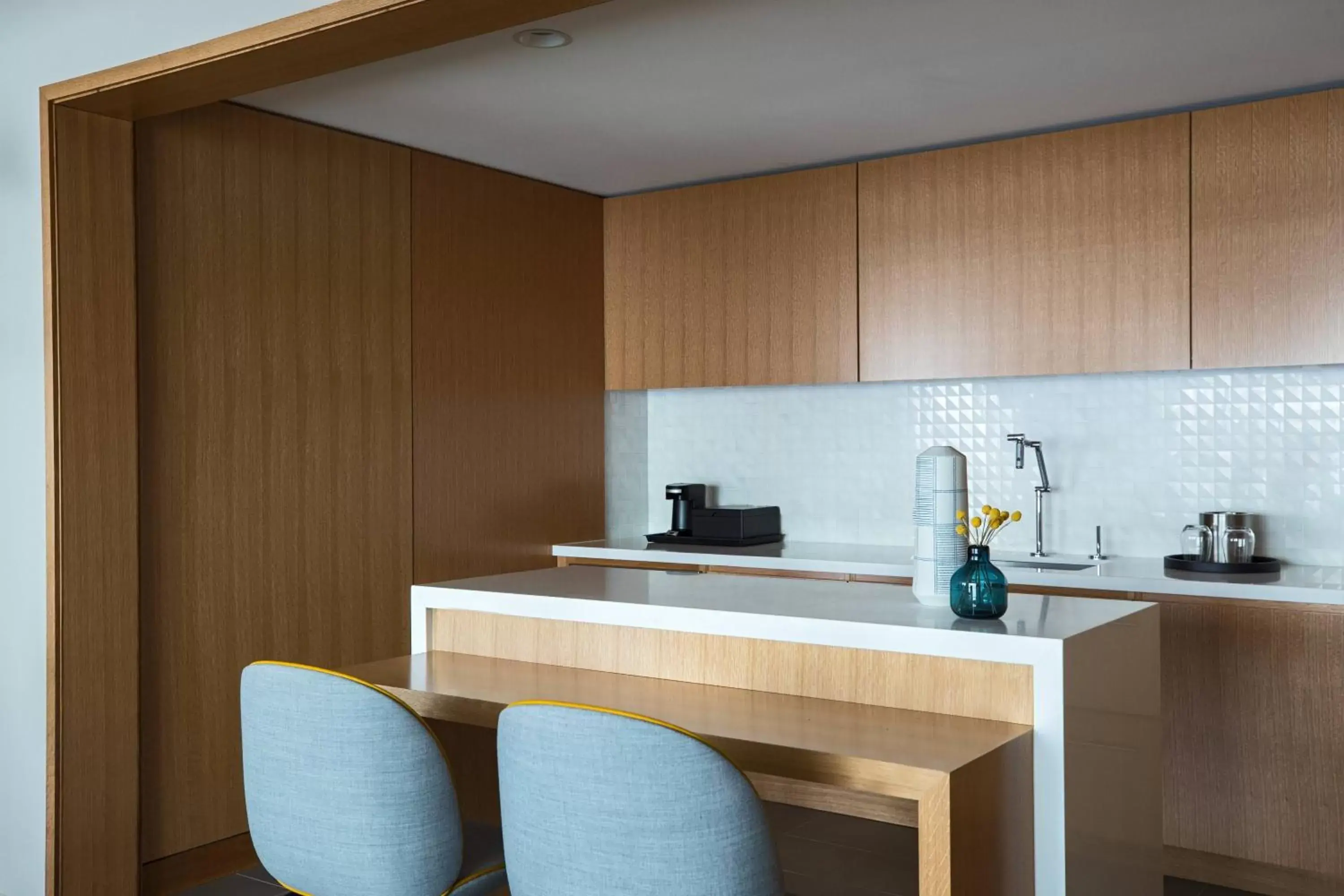 Kitchen or kitchenette, Kitchen/Kitchenette in Marriott Marquis Chicago