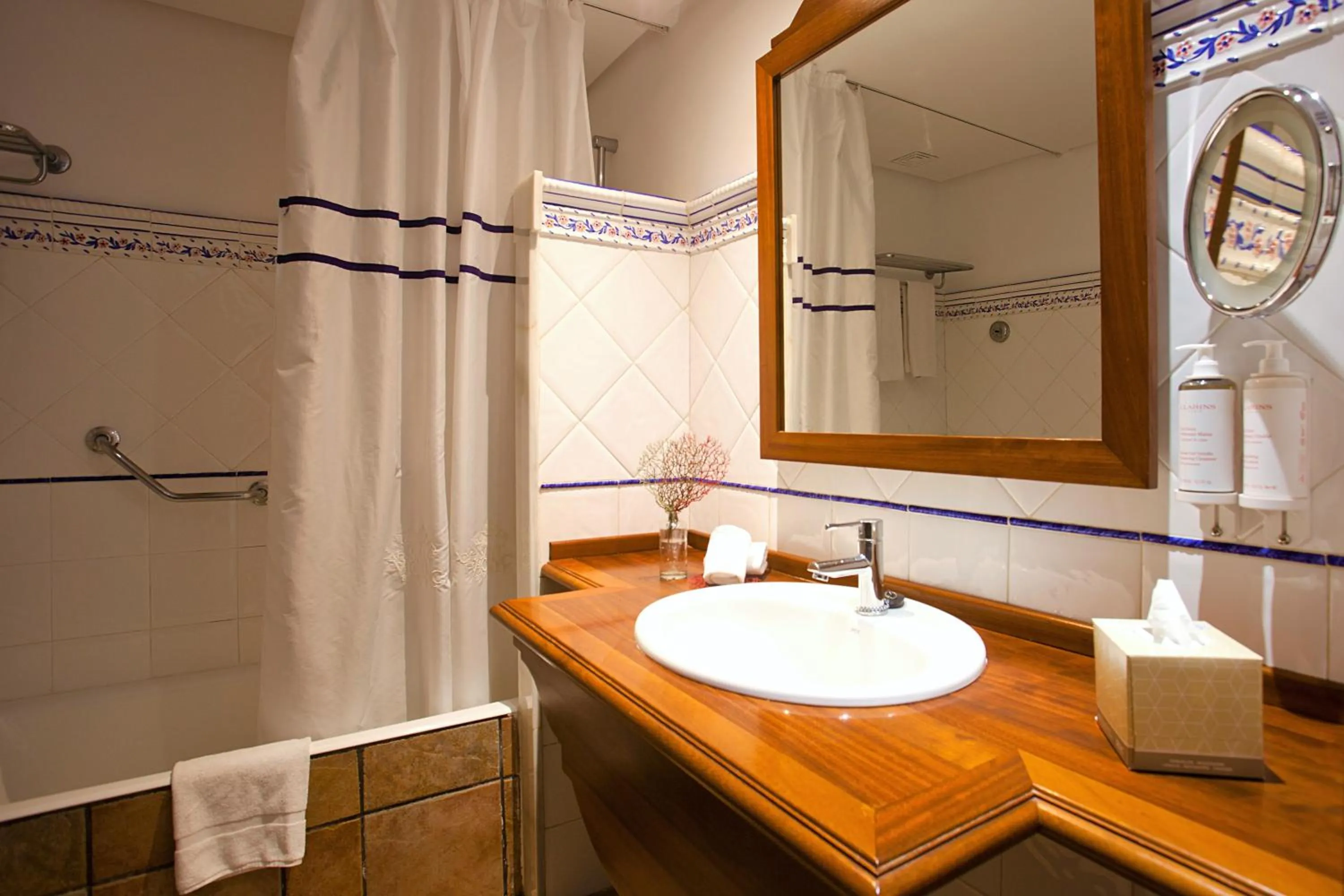 Bathroom in Hotel Cala Sant Vicenç - Adults Only