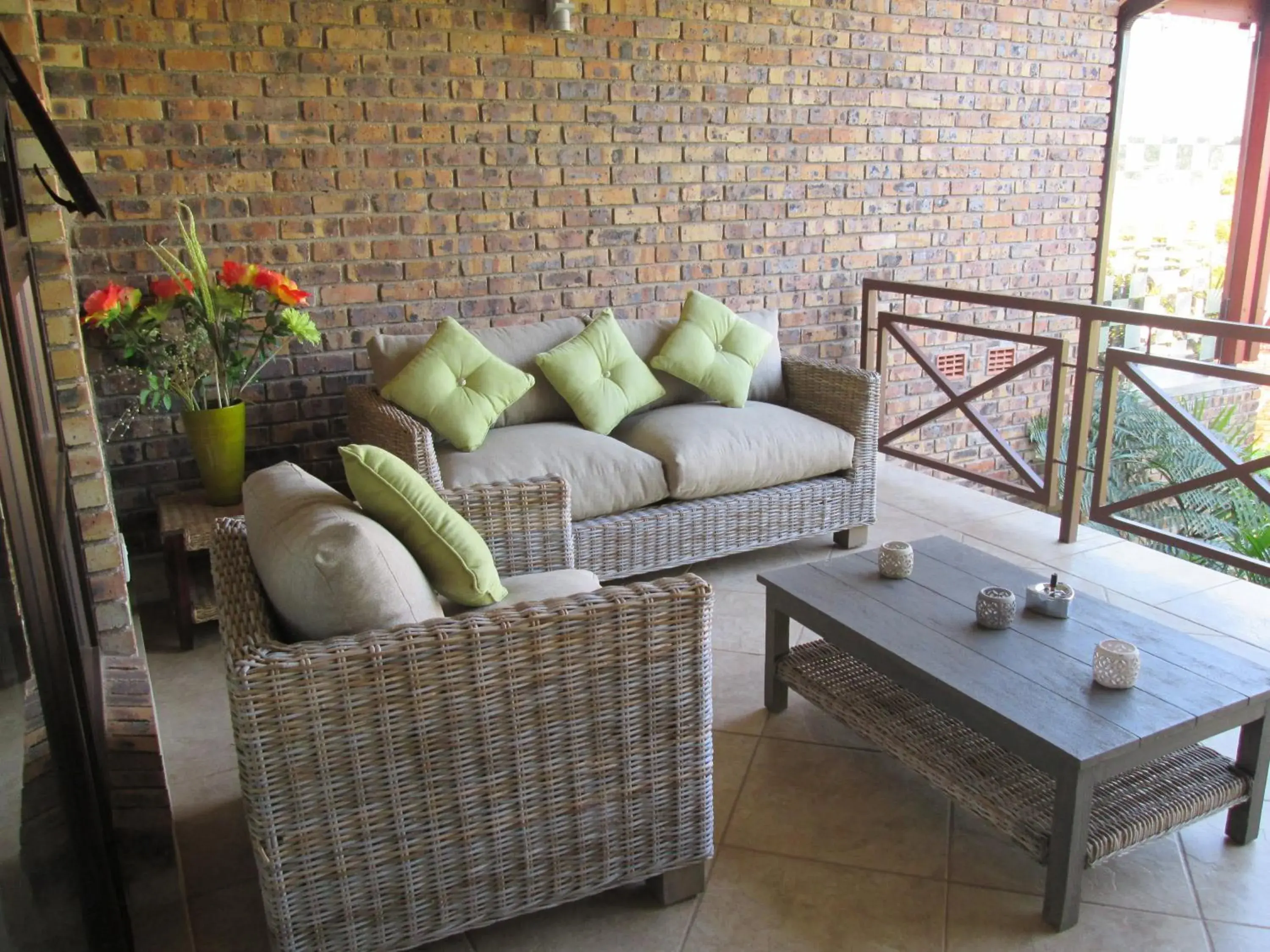 Balcony/Terrace, Seating Area in Schneiders Boutique Hotel