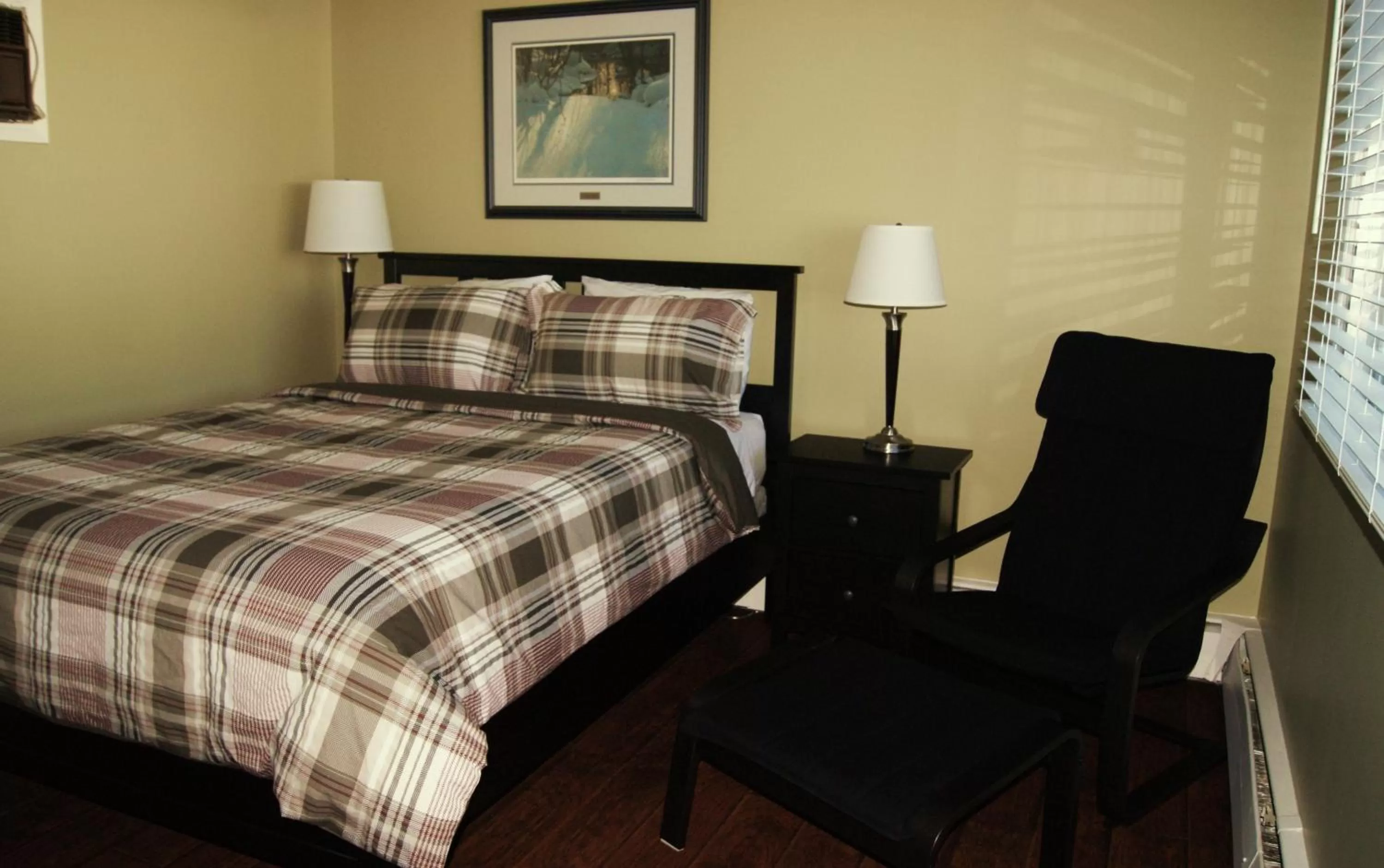 Bedroom, Bed in Stardust Inn and Chalets