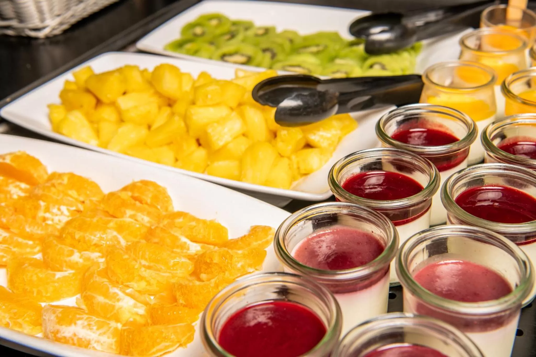 Breakfast in Hôtel Le Cyrano Bergerac