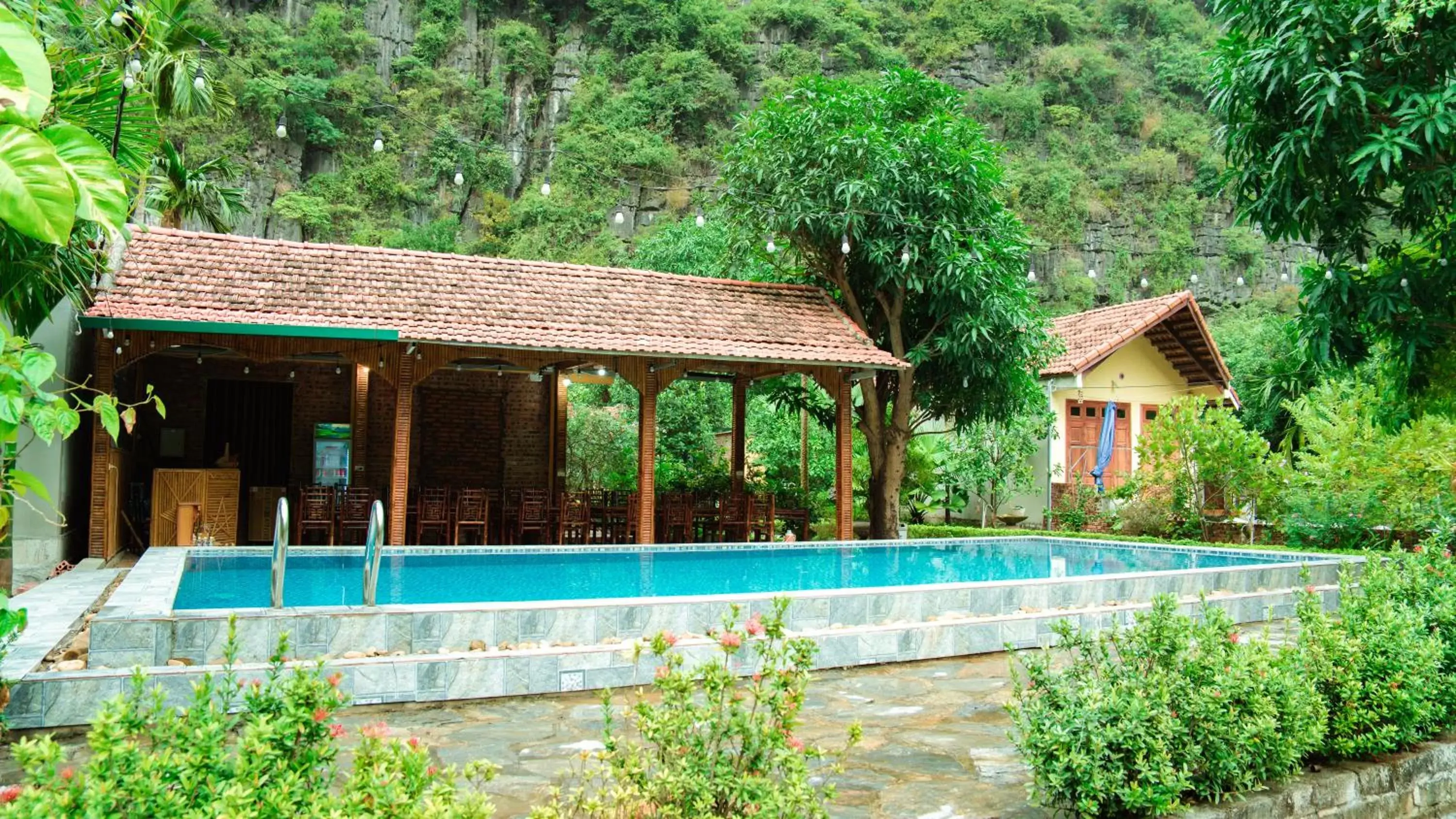 Swimming Pool in Tam Coc Luxury Homestay