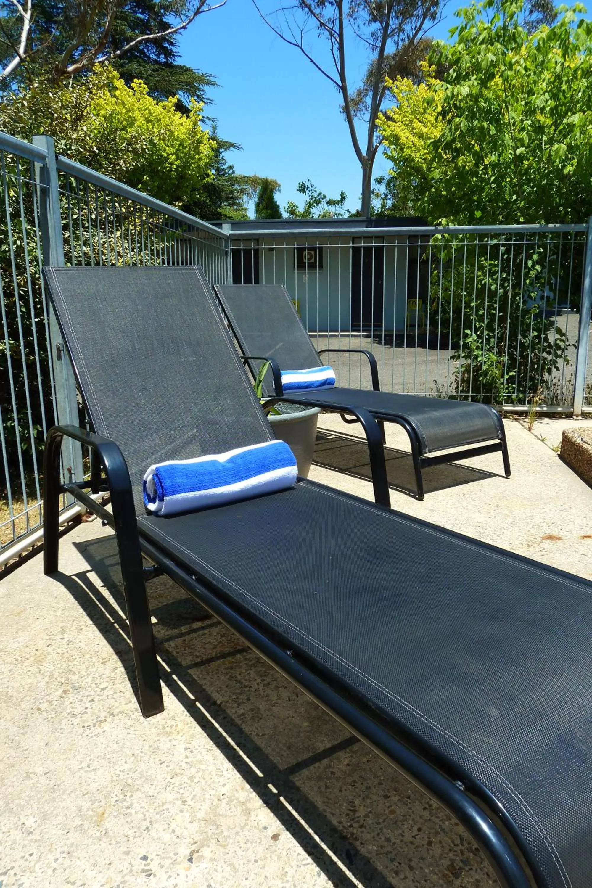 Patio in Sky Rider Motor Inn