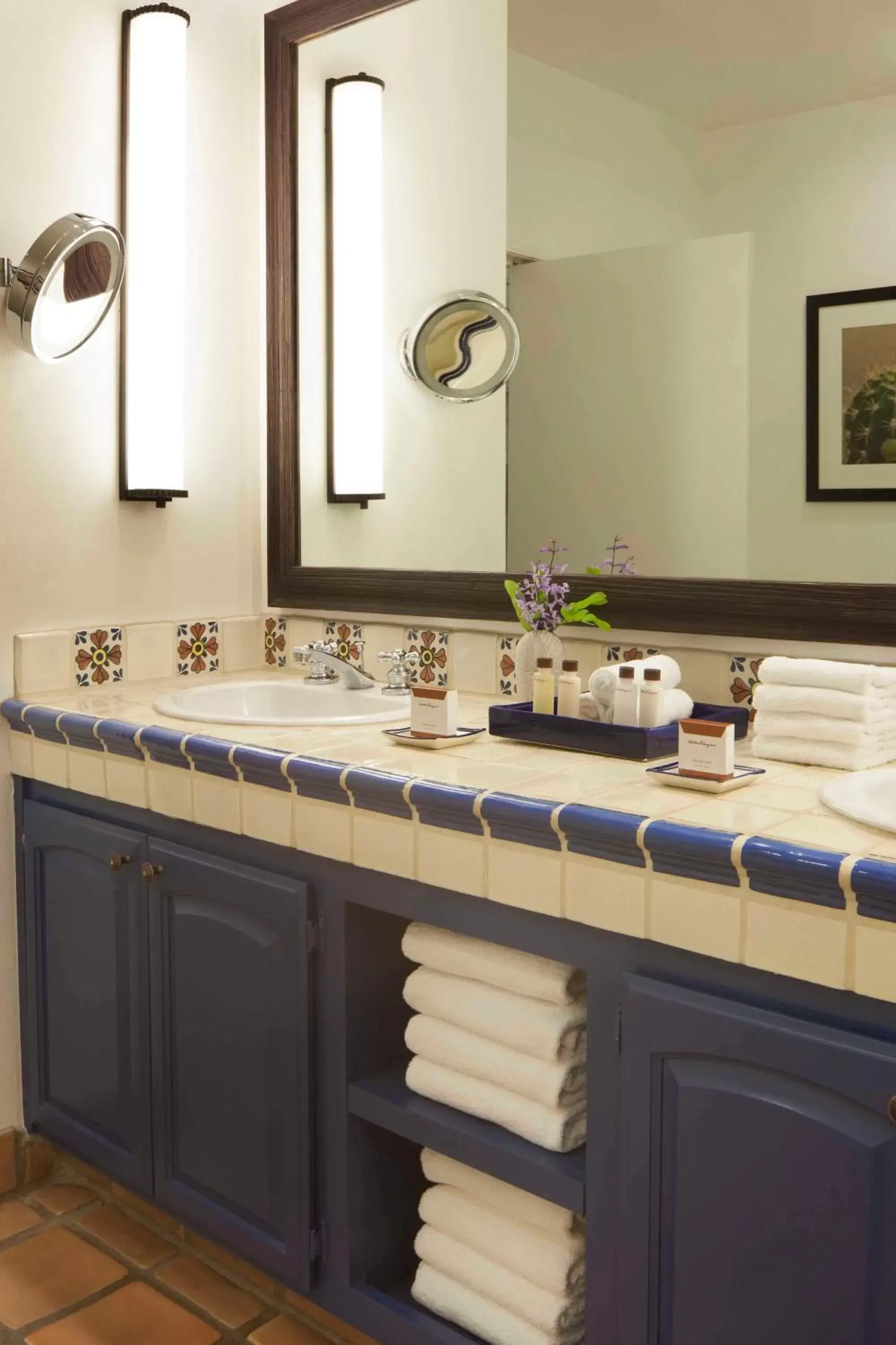 Bathroom in La Quinta Resort & Club, Curio Collection