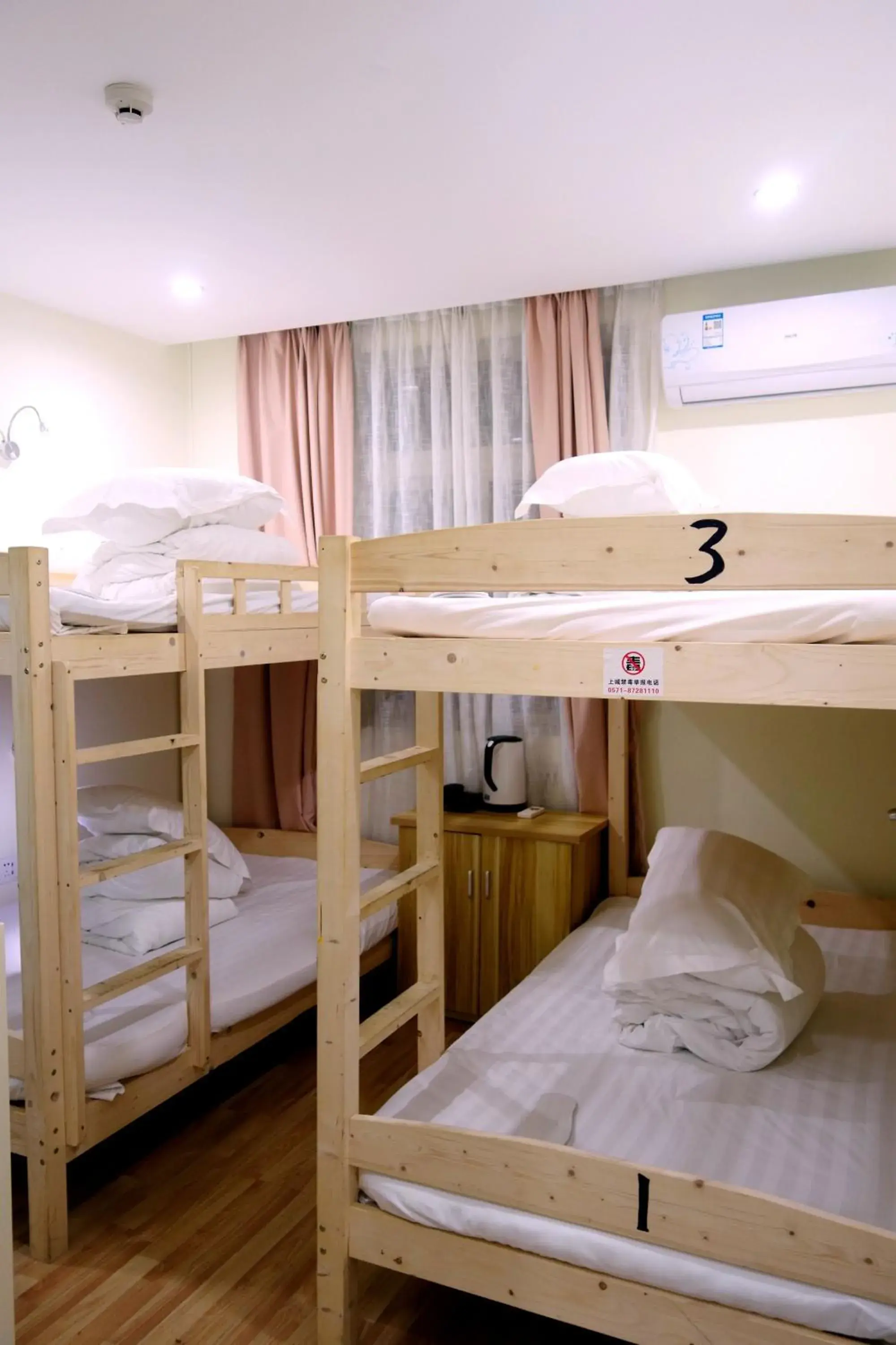 Photo of the whole room, Bunk Bed in Memory Travel Hotel(Edge Westlake)