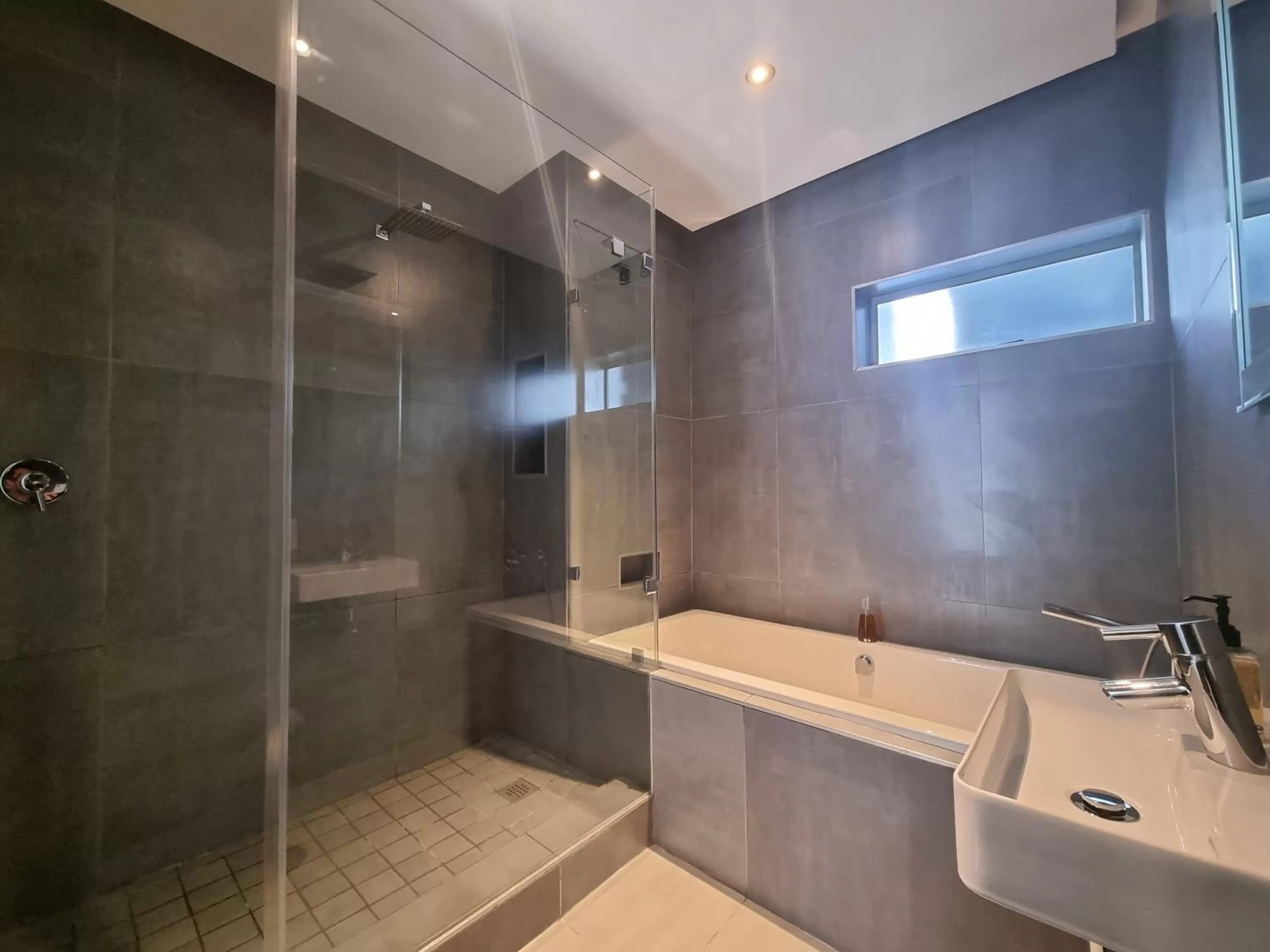 Atlantic Affair Boutique Hotel