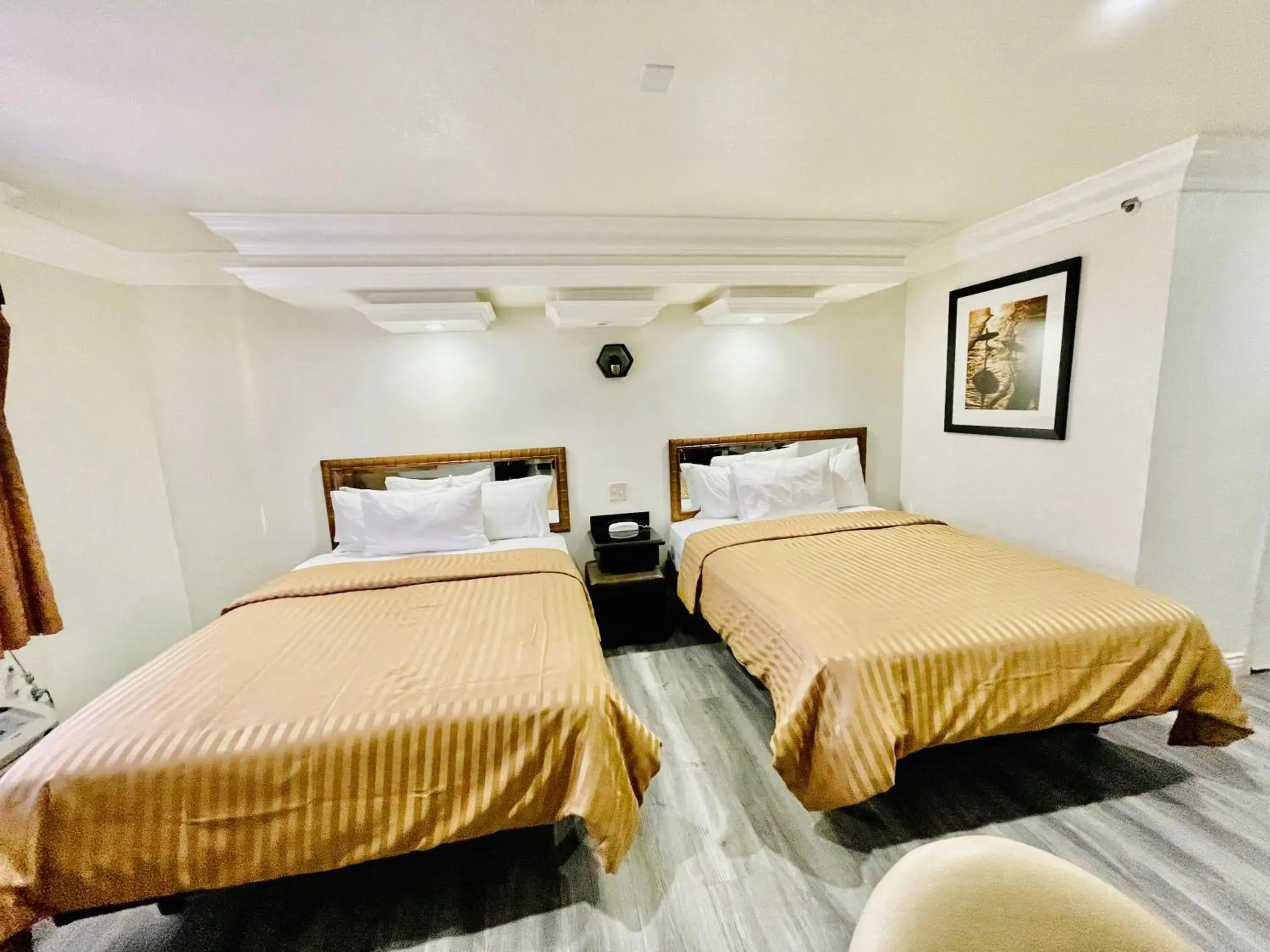 Bed in Best Inn Bed in Best Inn