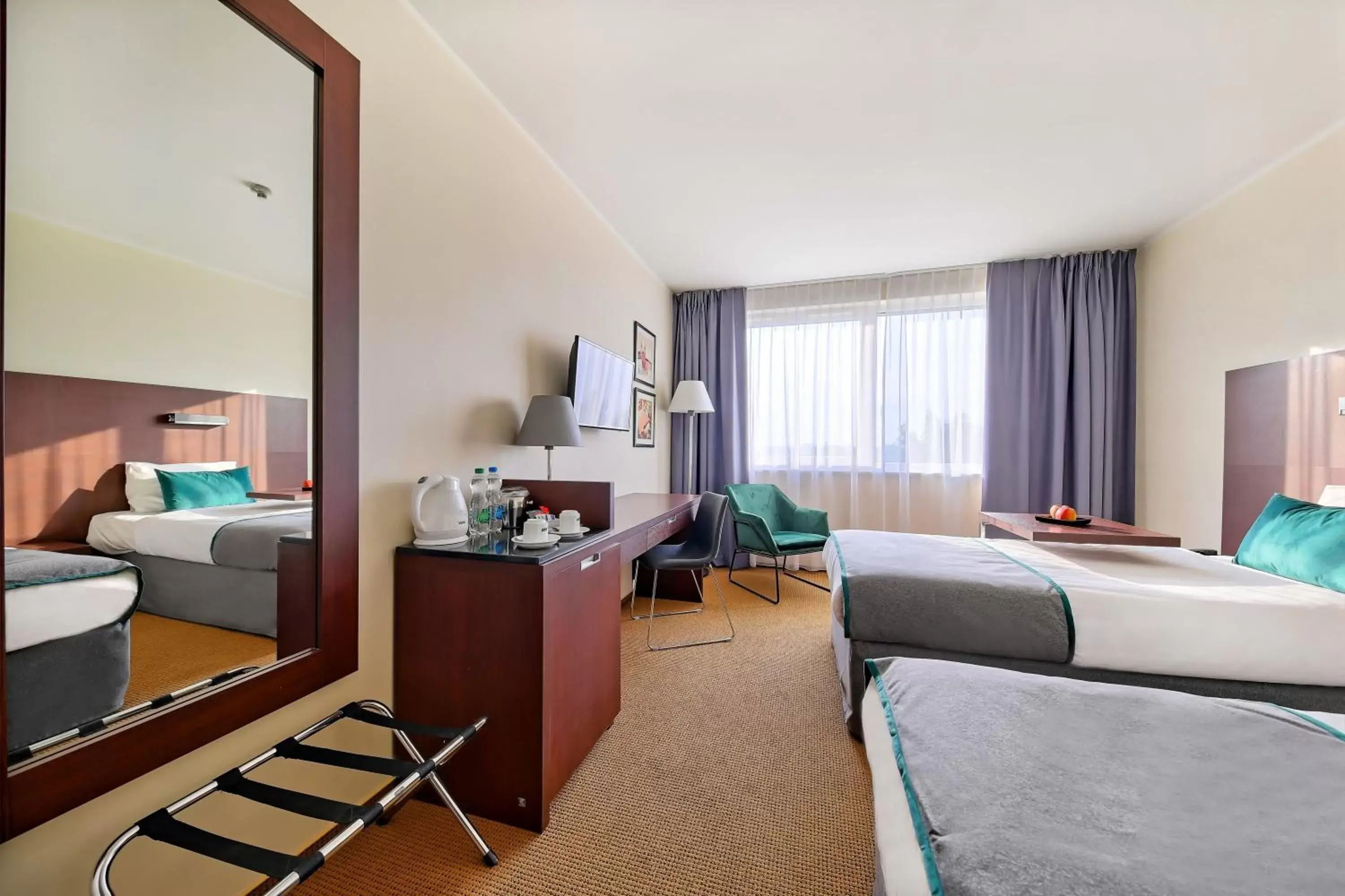 Photo of the whole room, Bed in Mercure Warszawa Airport