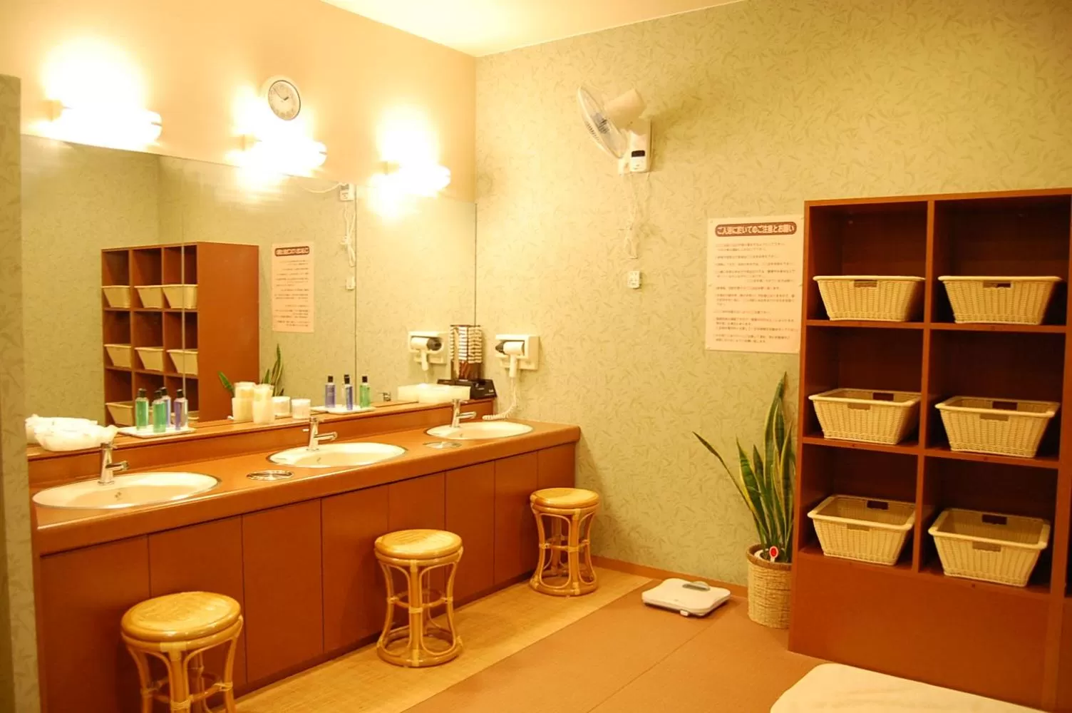 Public Bath in Hotel Route-Inn Nagahama Inter