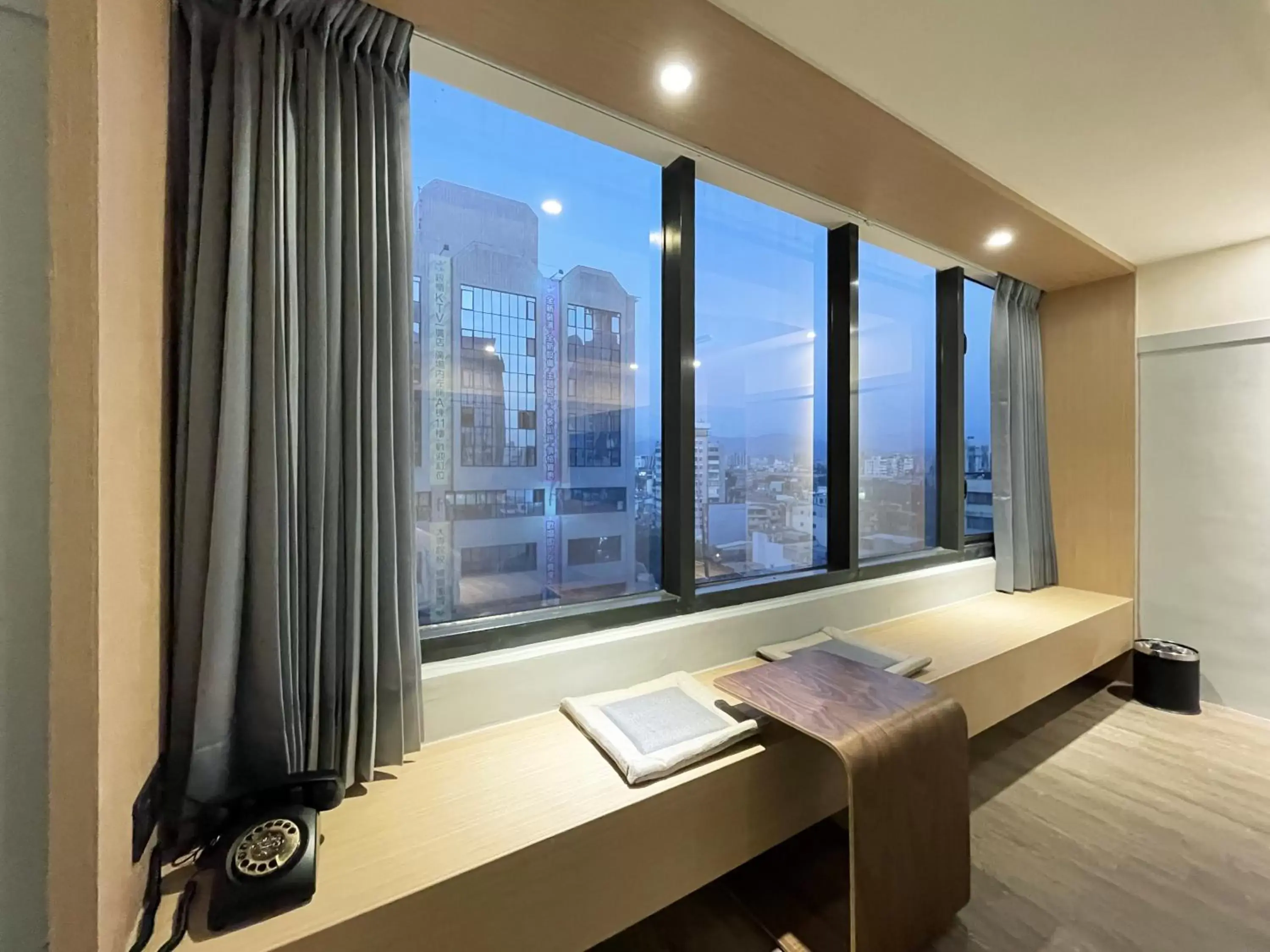 Decorative detail, Bed in Green Hotel - Midori Decorative detail, Bed in Green Hotel - Midori