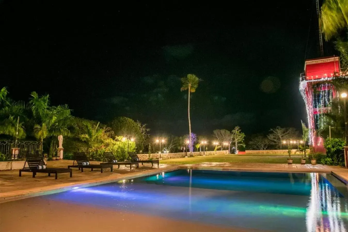 Night, Swimming Pool in Hacienda Yabucu