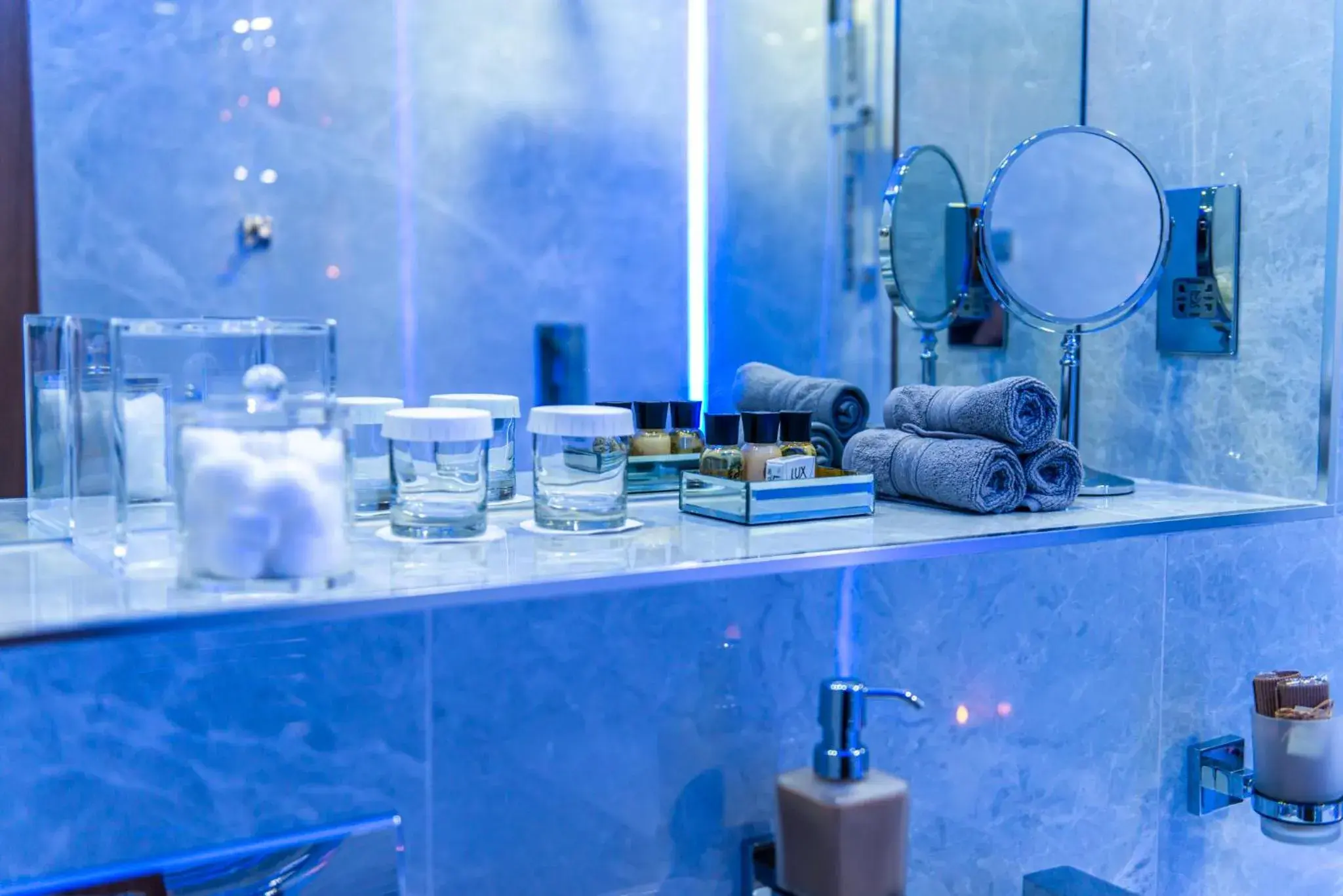 Bathroom in Aphrodite Suites