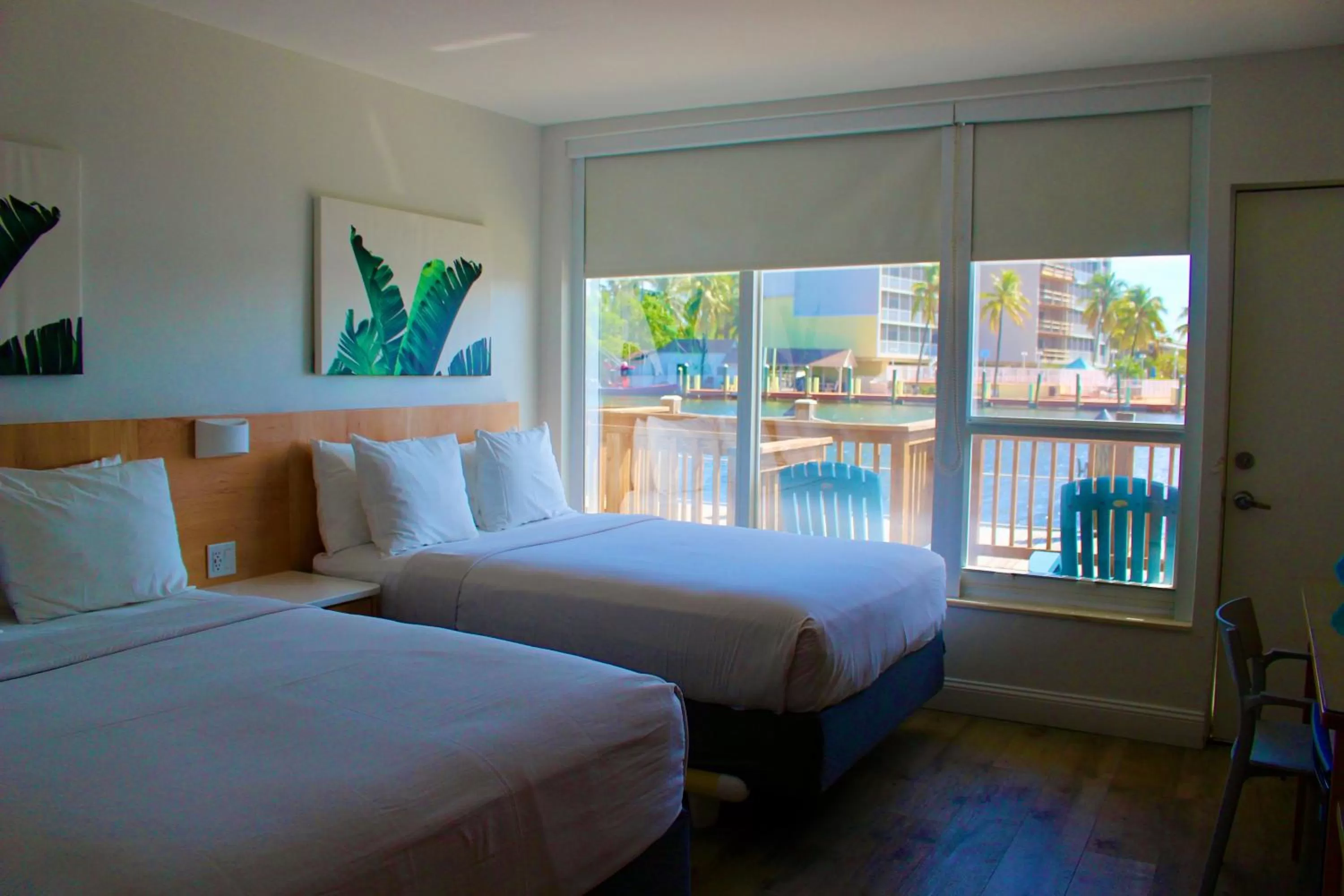 View (from property/room), Bed in Gilbert's Resort