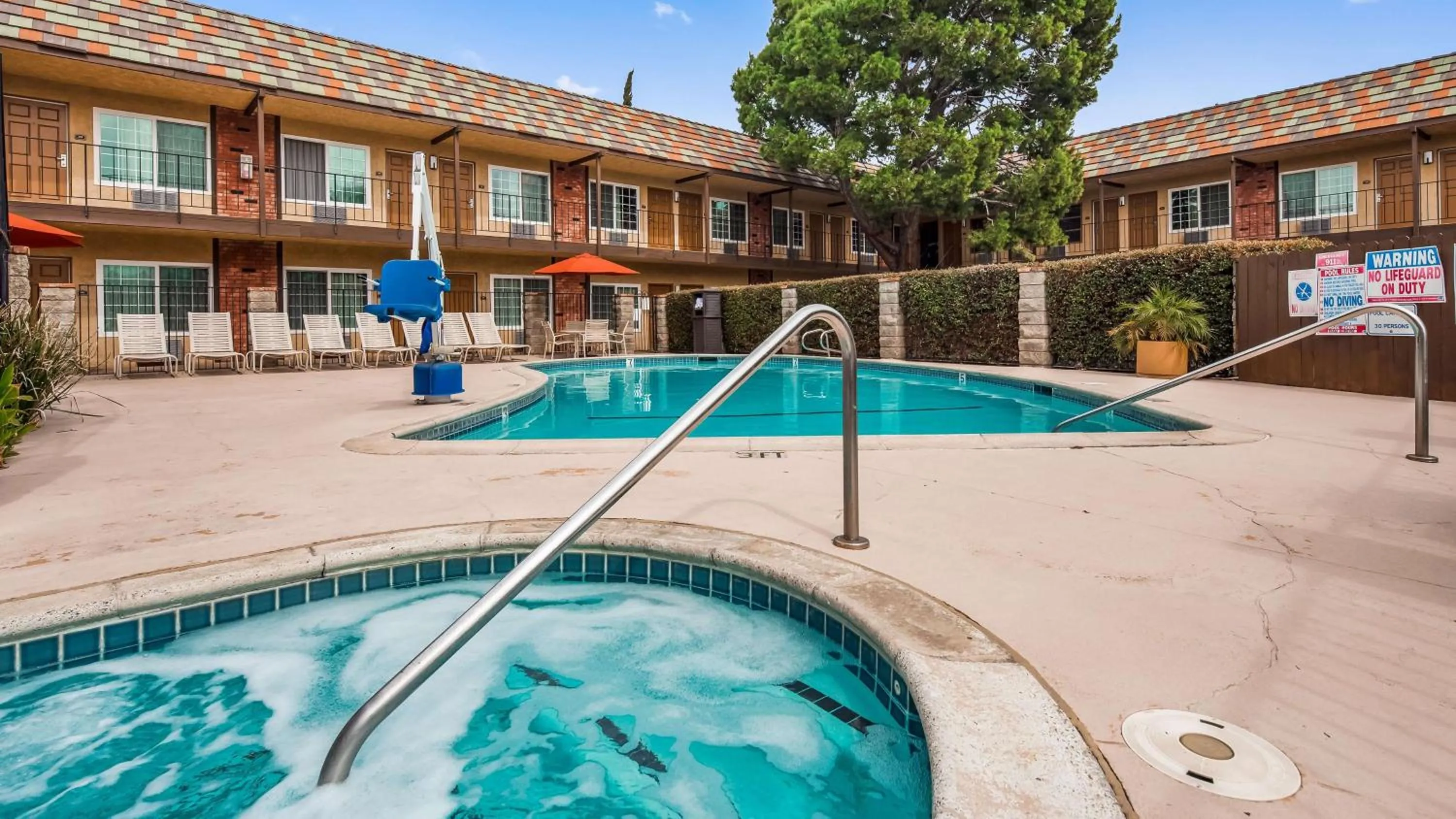 On site, Swimming Pool in Hotel del SOL