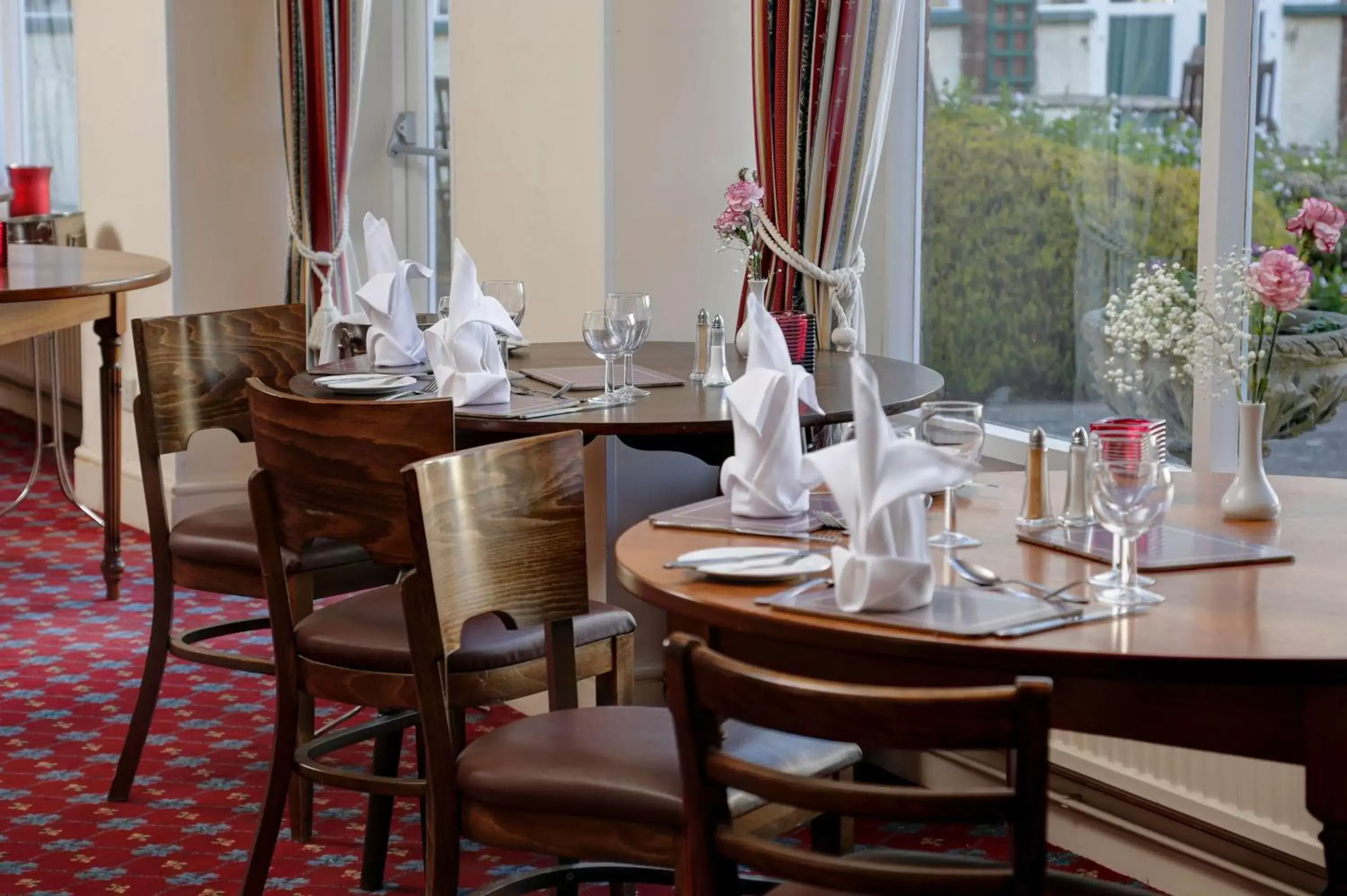 Restaurant/Places to Eat in Best Western Lord Haldon Hotel