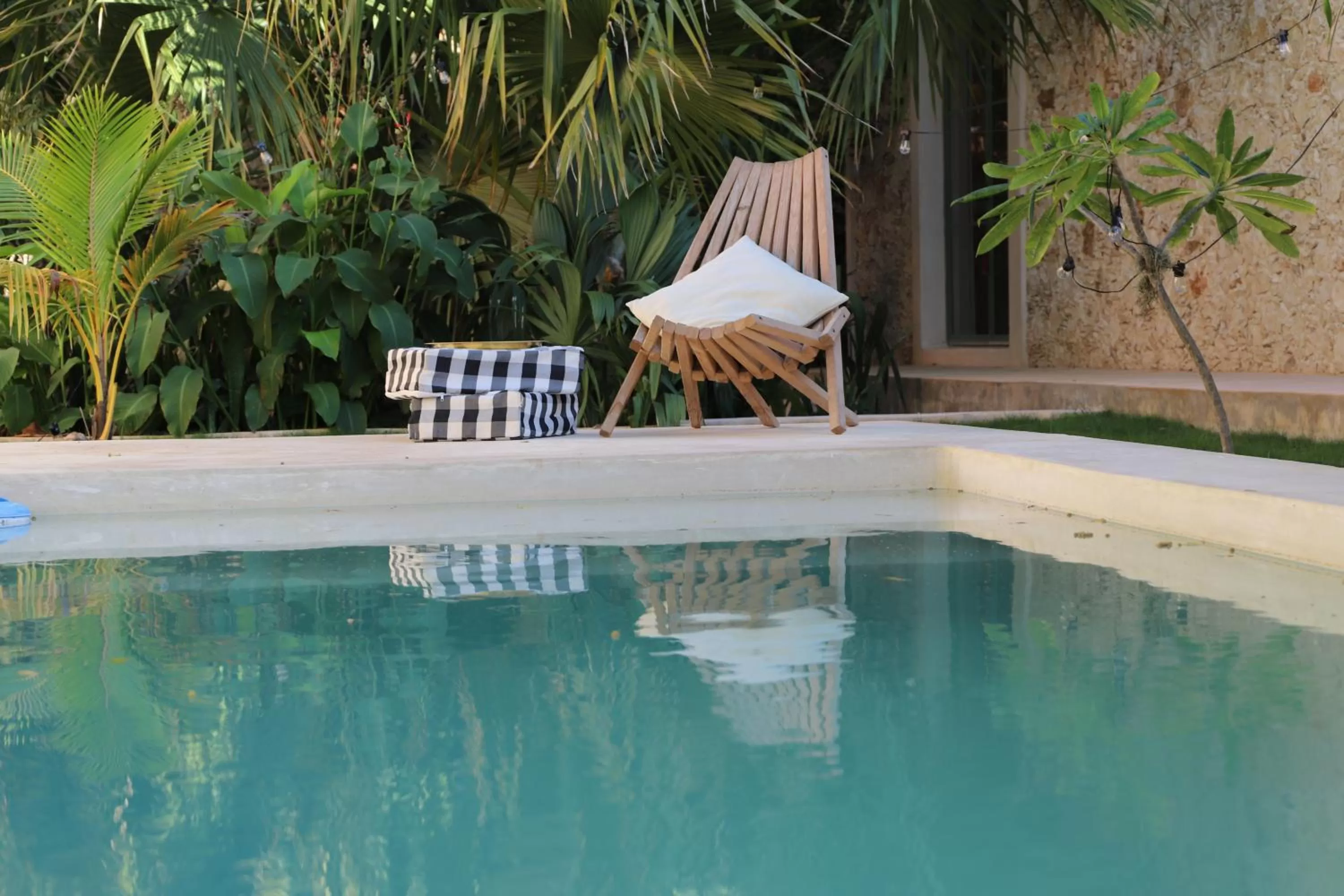 Pool view, Swimming Pool in Nuik Casa Tropical