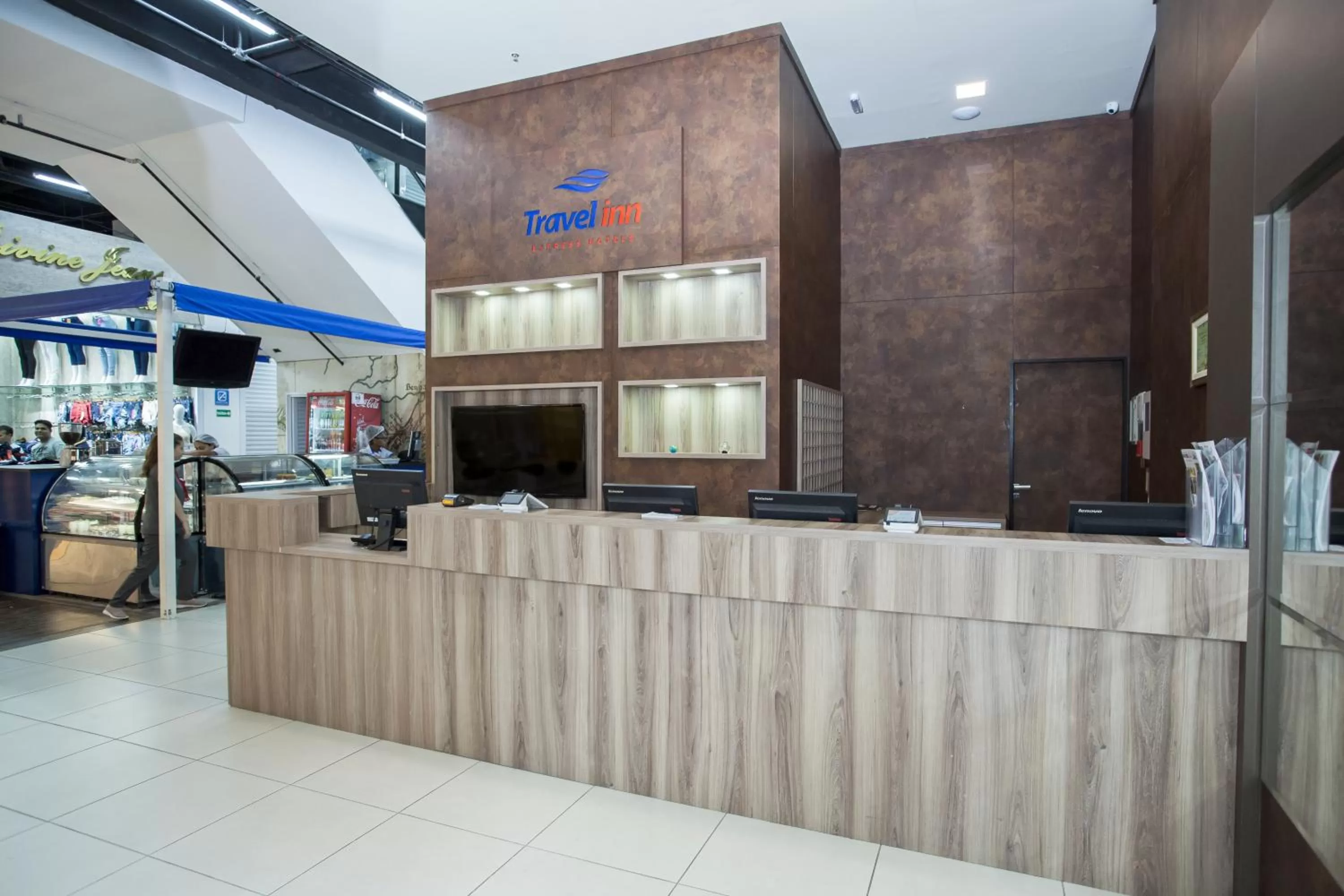 Lobby or reception in Travel Inn Express Hotels Brás