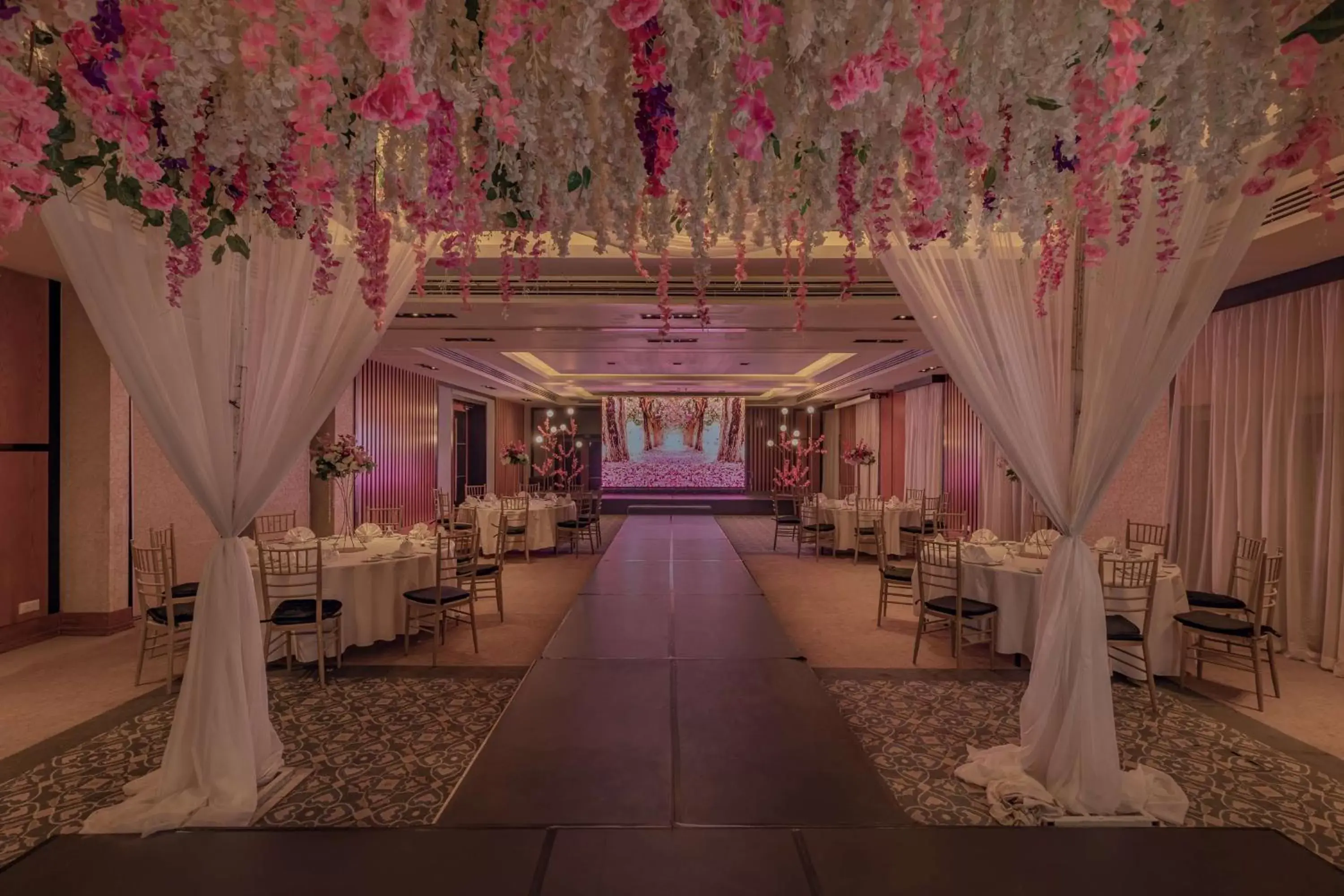 wedding, Banquet Facilities in Radisson Blu Hotel, Cairo Heliopolis