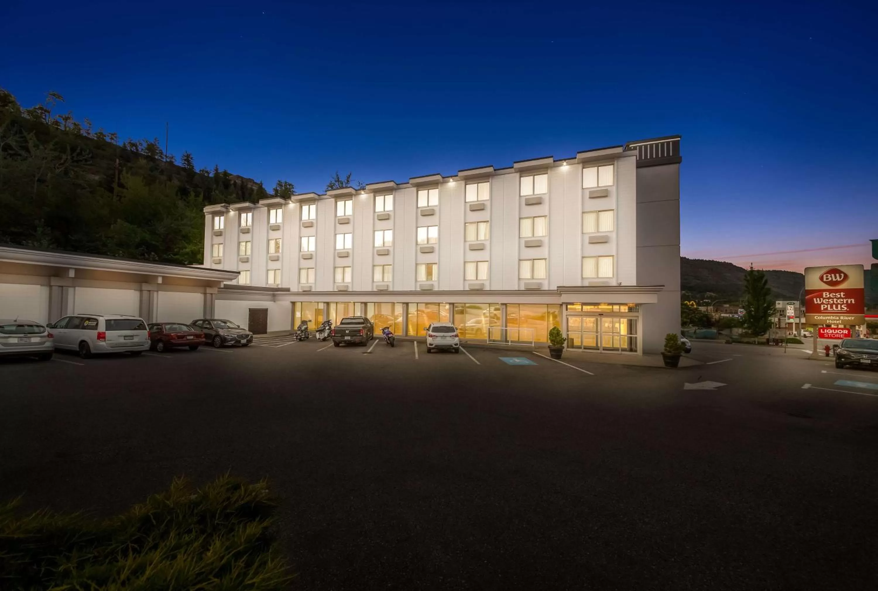 Best Western Plus Columbia River Hotel