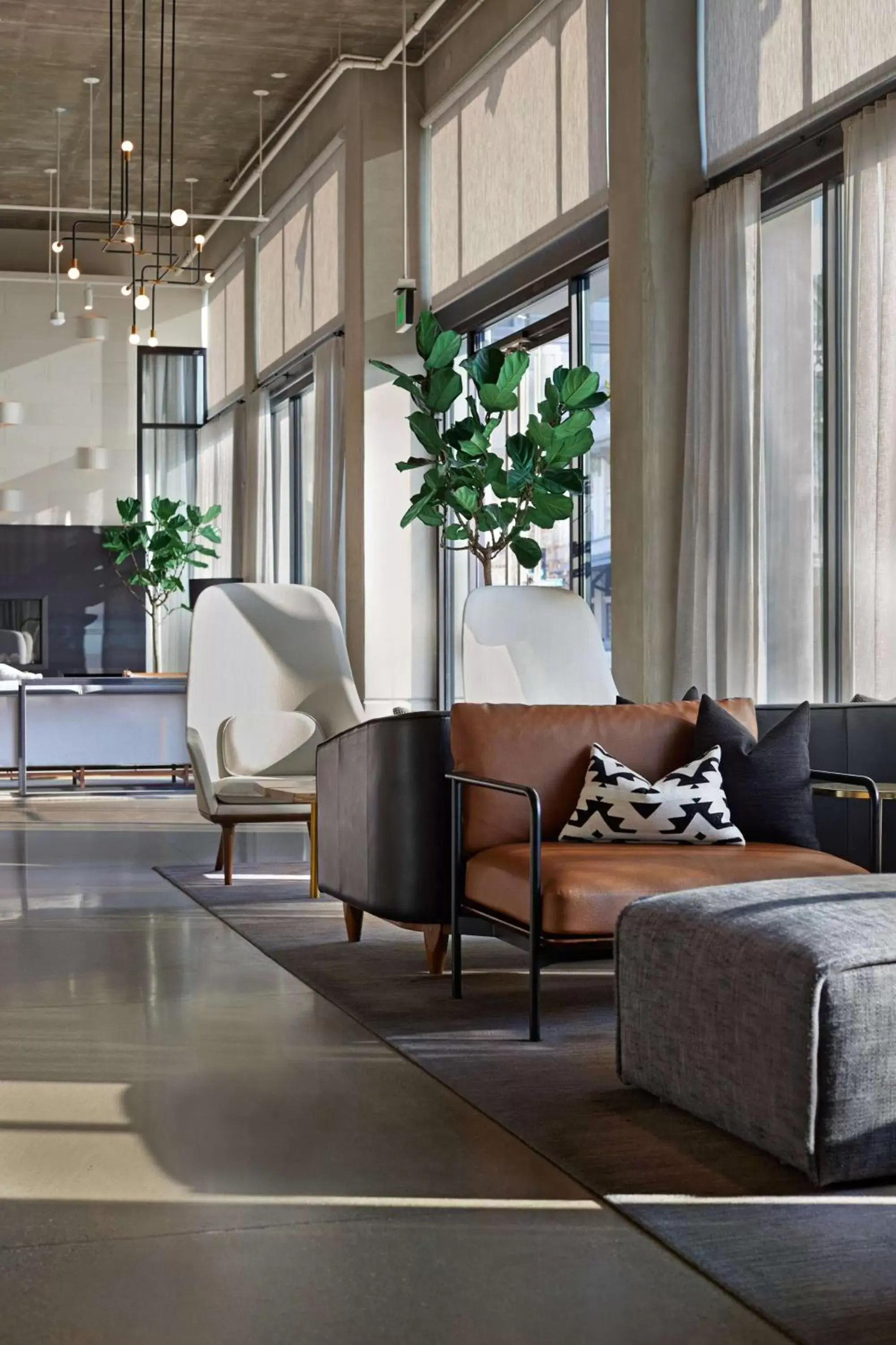 Lobby or reception, Seating Area in Tapestry By Hilton The Fort Sutter Hotel Sacramento, Ca