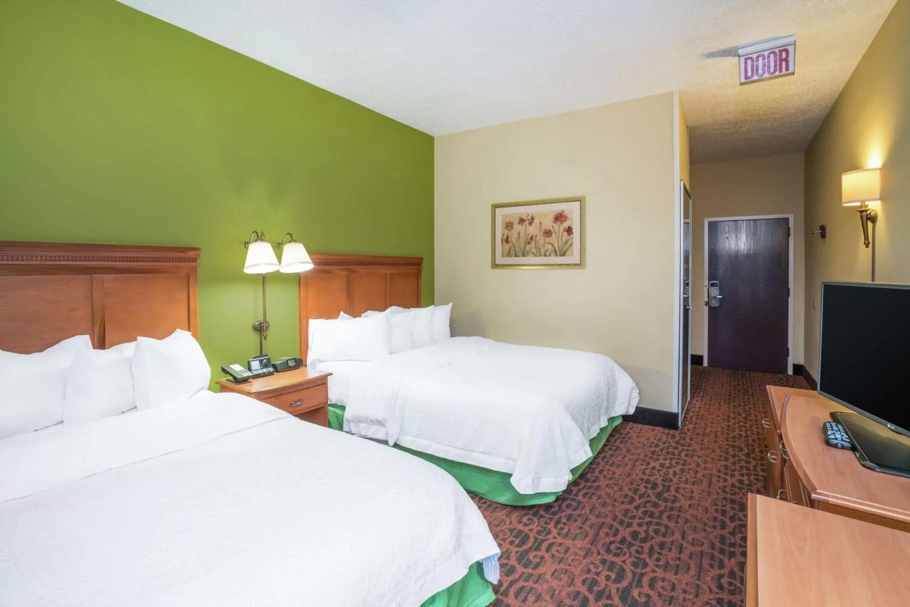 Bedroom, Bed in Hampton Inn Bardstown