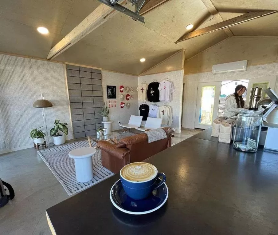 Restaurant/places to eat in Mesa Verde Motel