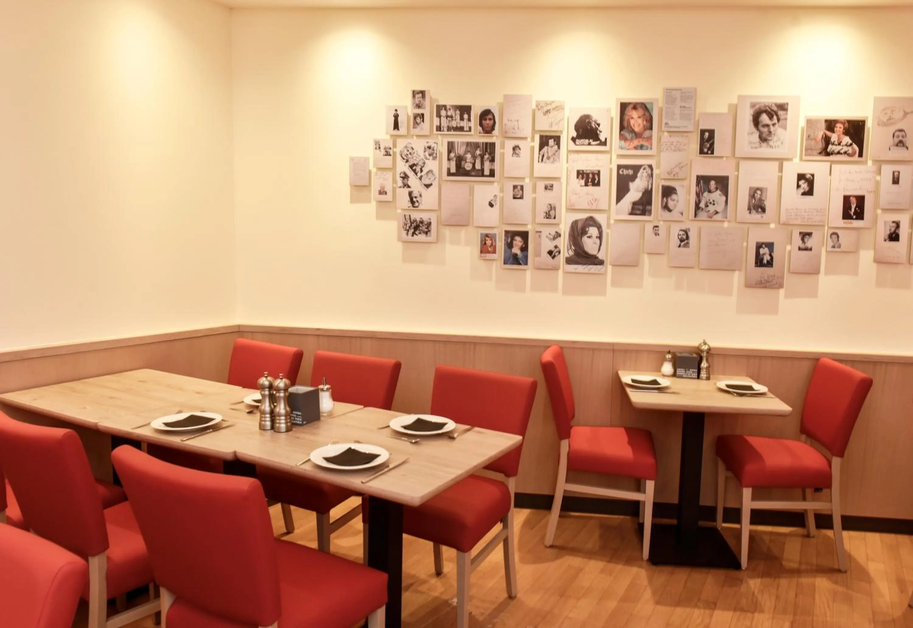 Breakfast in Hotel ADRIA München