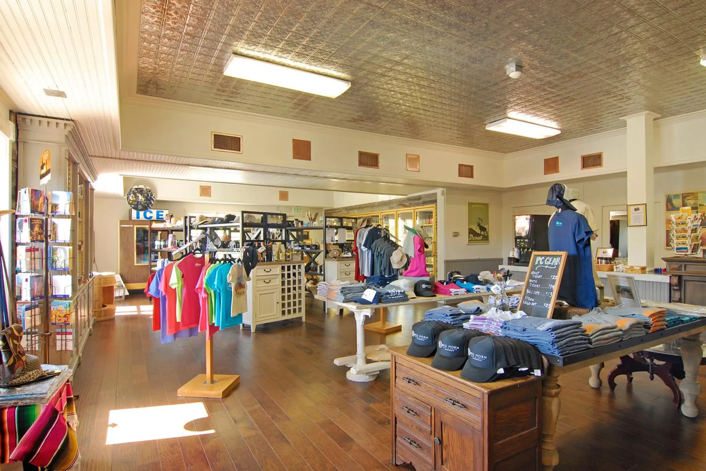 On-site shops in Palm Canyon Hotel and RV Resort