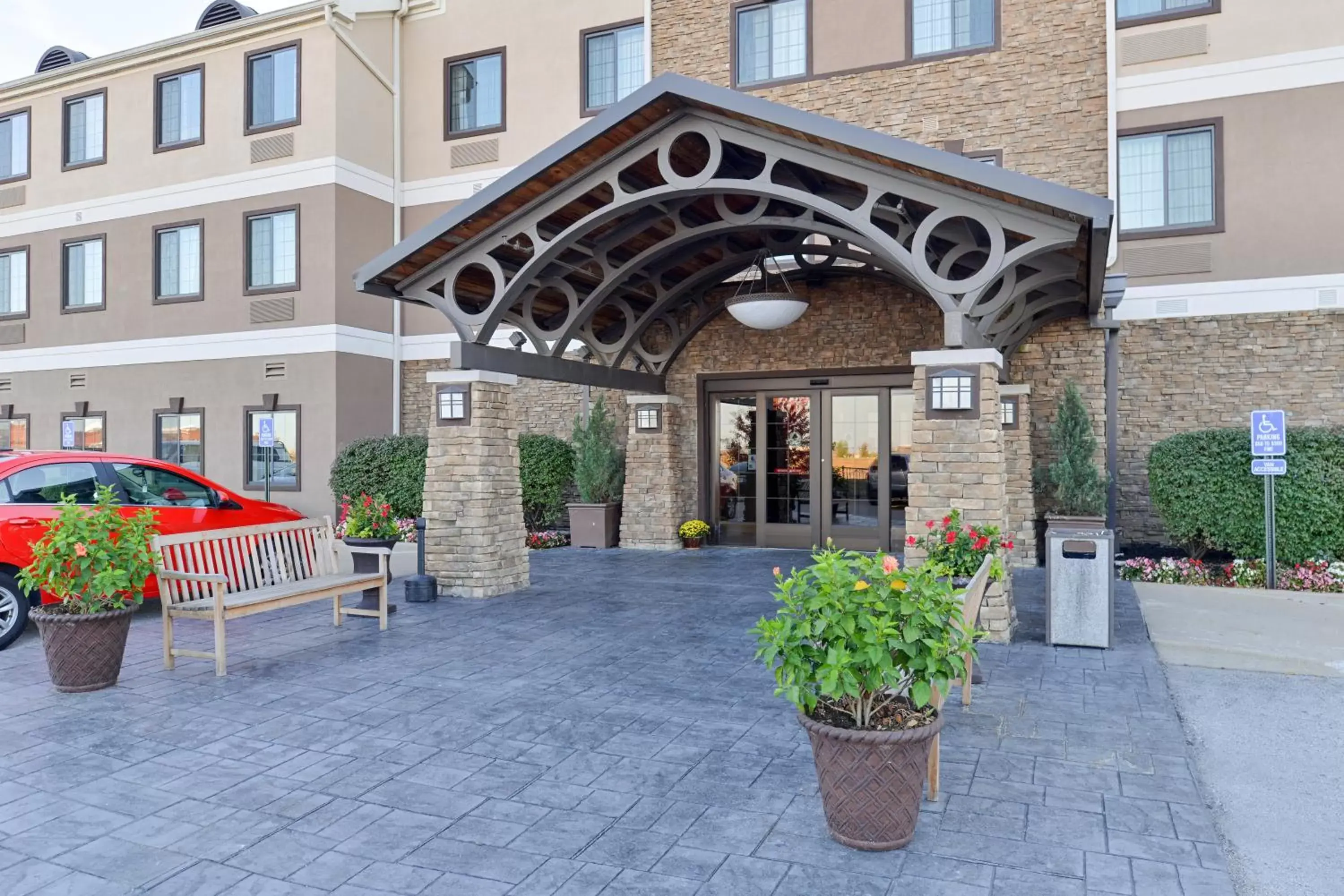 Property building in Staybridge Suites O'Fallon Chesterfield, an IHG Hotel