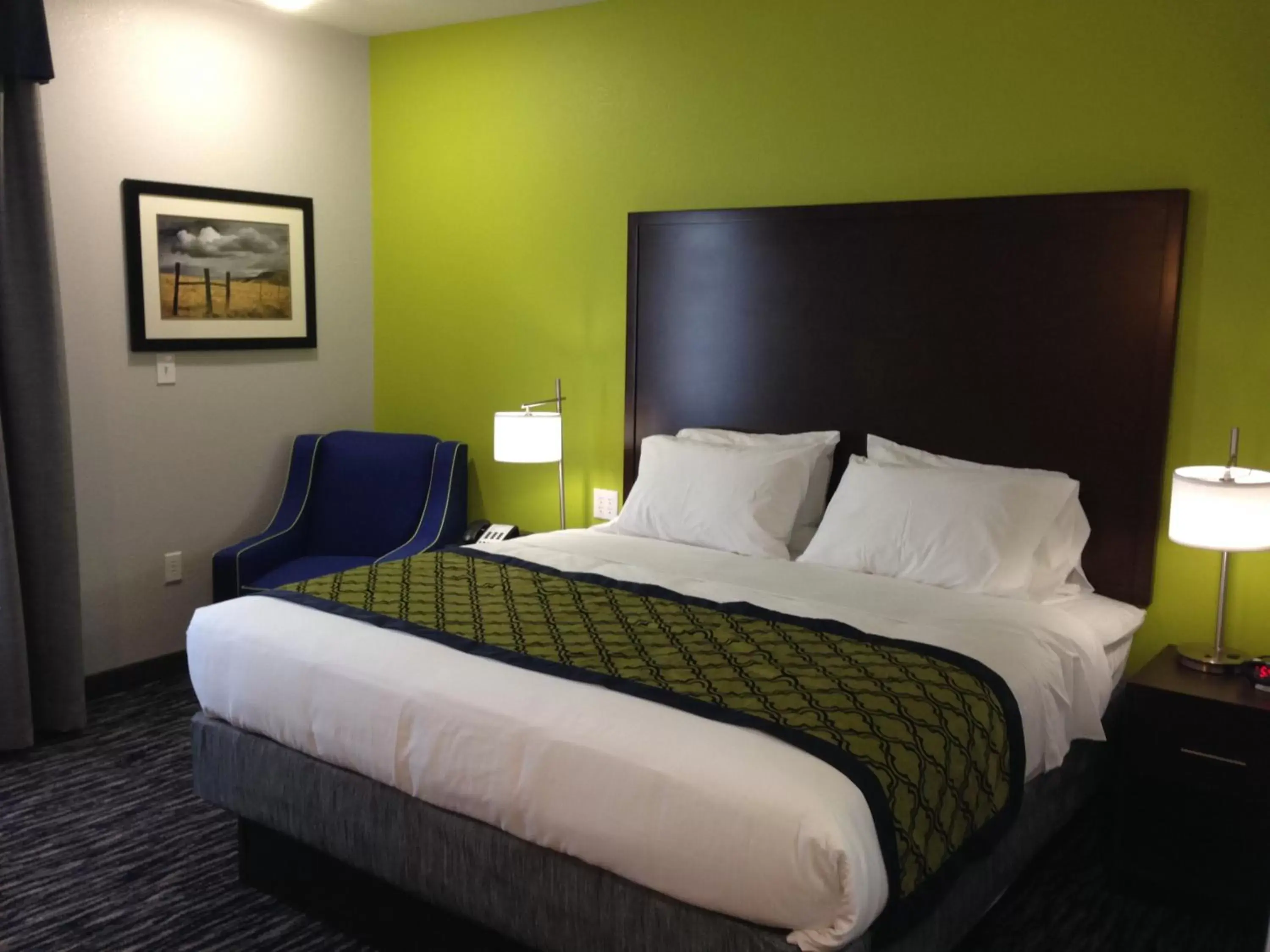 Bedroom, Bed in Hawthorn Suites by Wyndham San Angelo