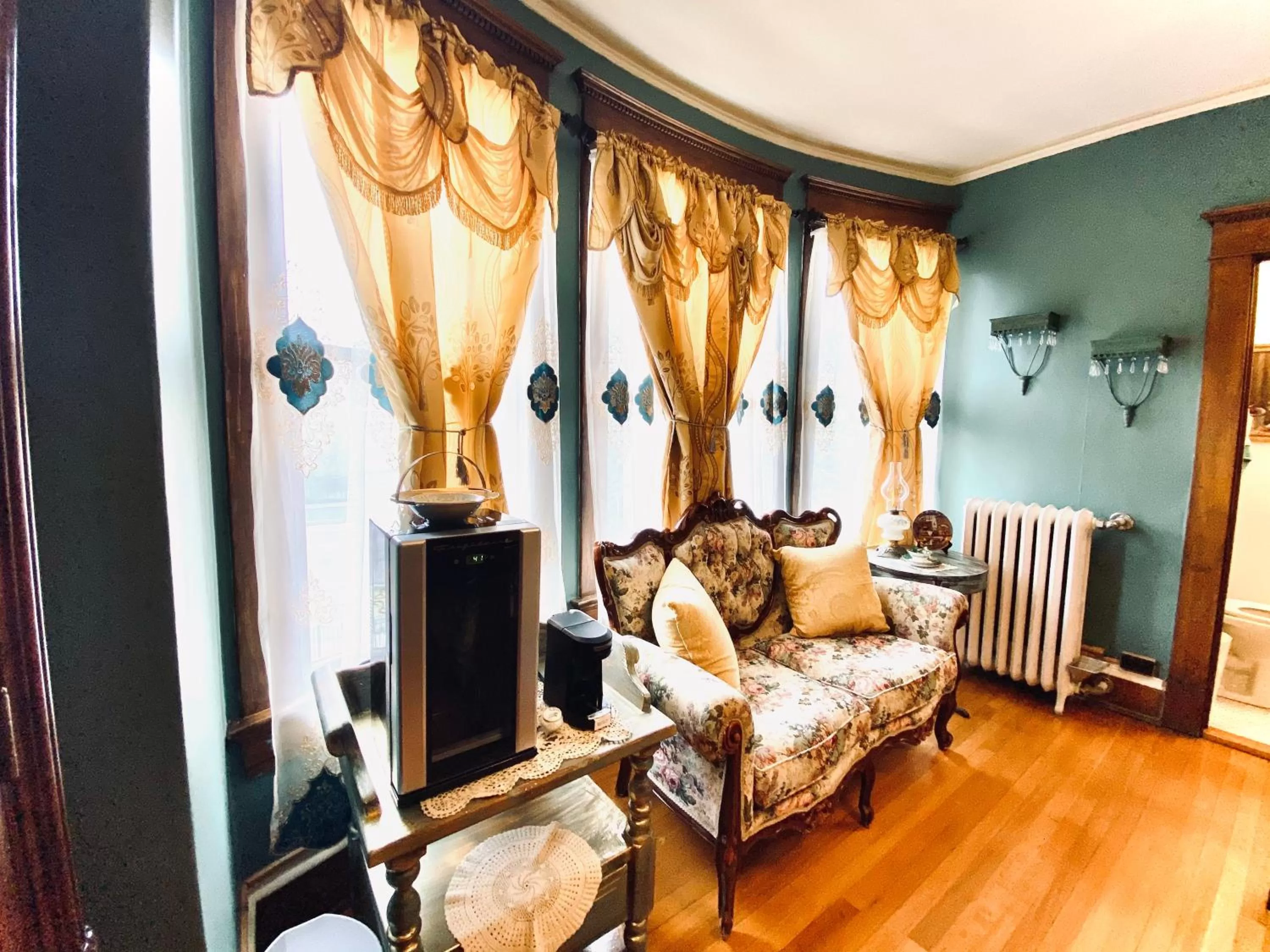 Bed in The Abriendo Inn