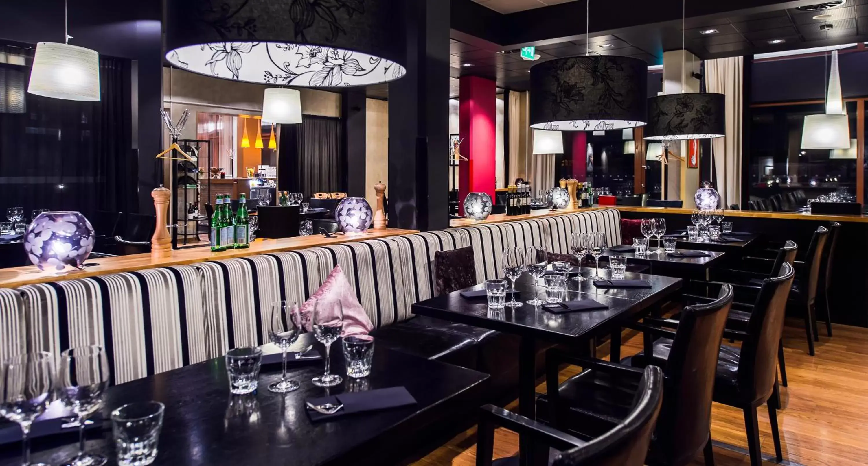 Restaurant/Places to Eat in Original Sokos Hotel Tapiola Garden Espoo