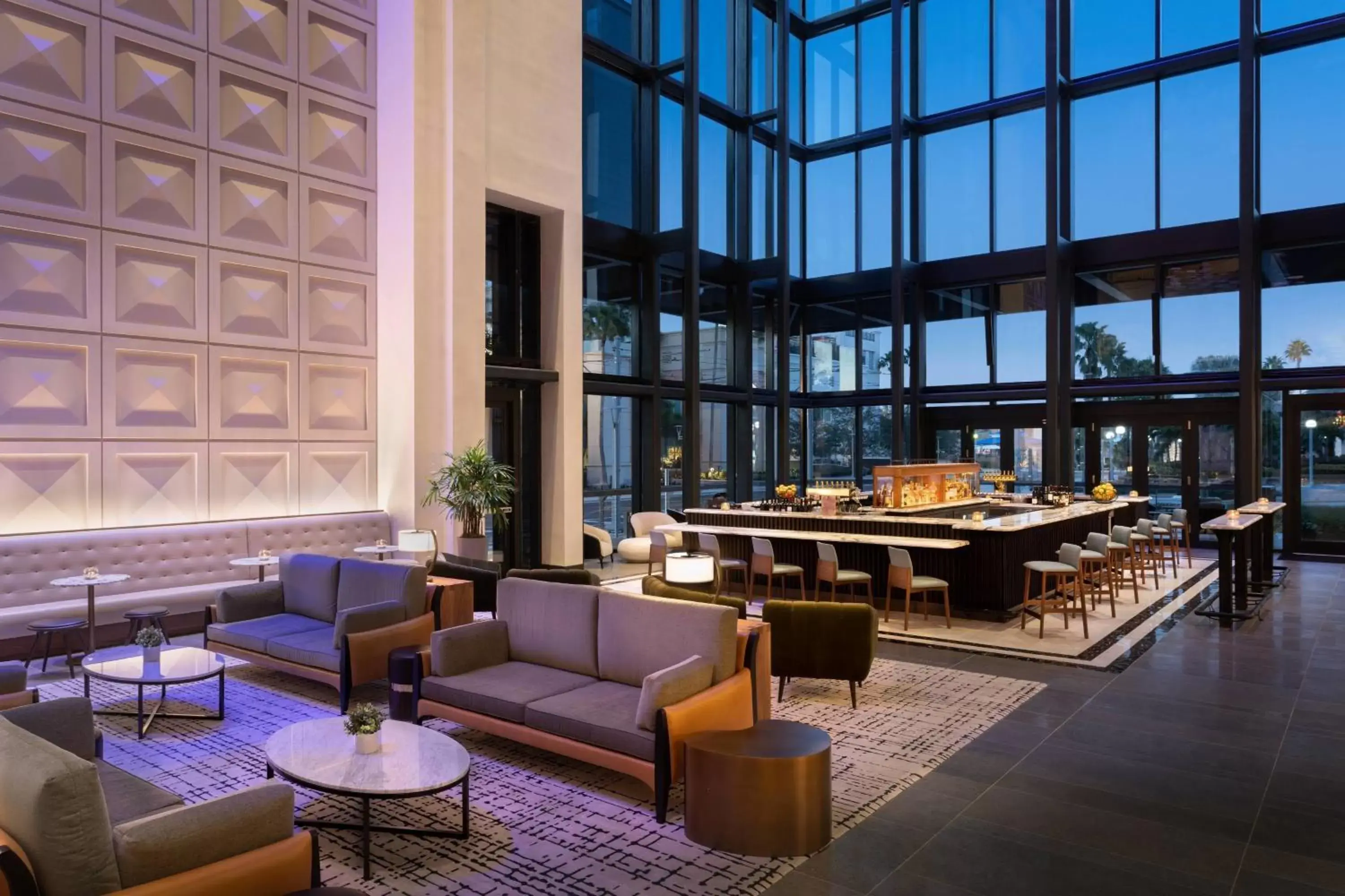 Lounge or bar in JW Marriott Tampa Water Street