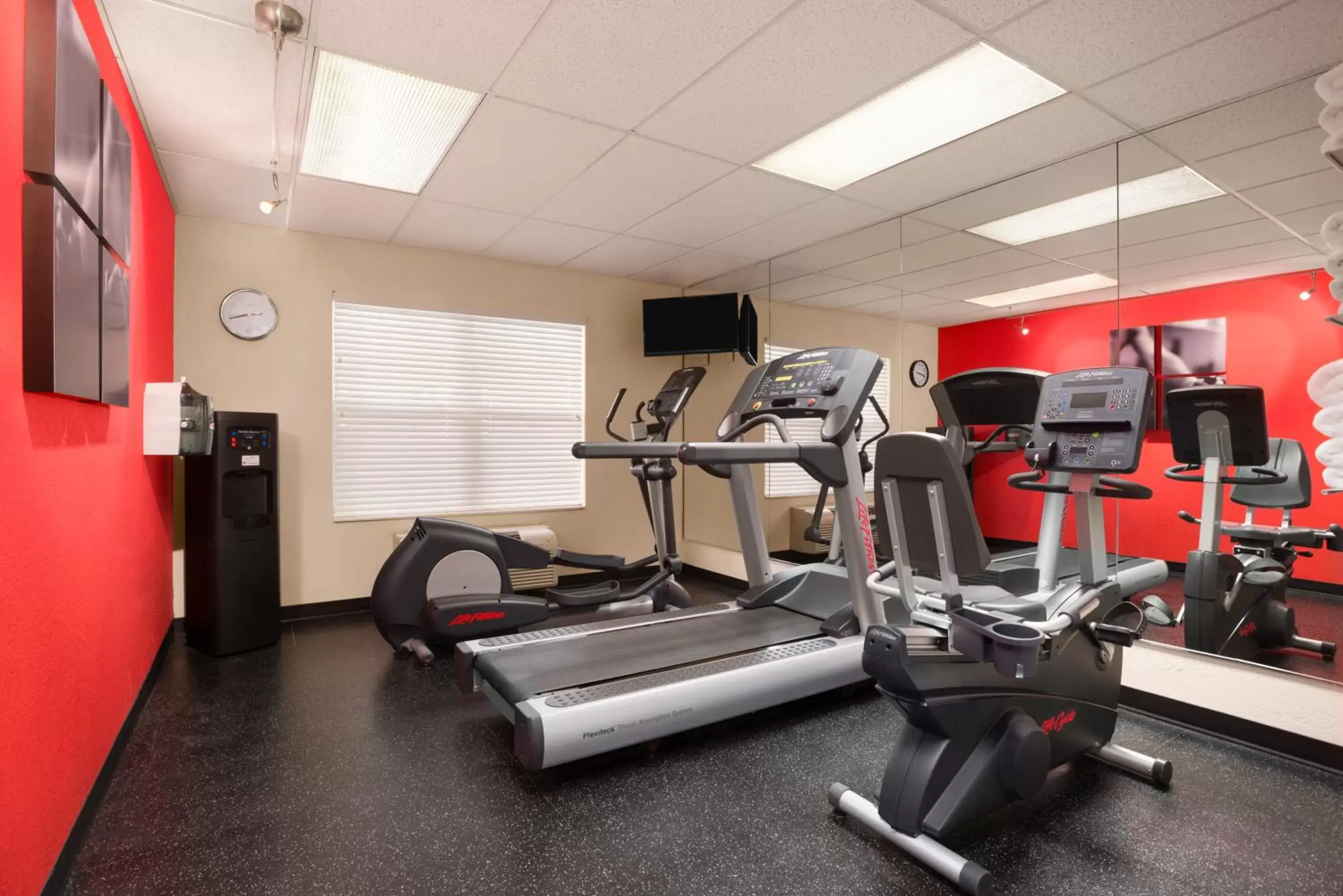 Fitness centre/facilities, Fitness Center/Facilities in Country Inn & Suites by Radisson, Beckley, WV