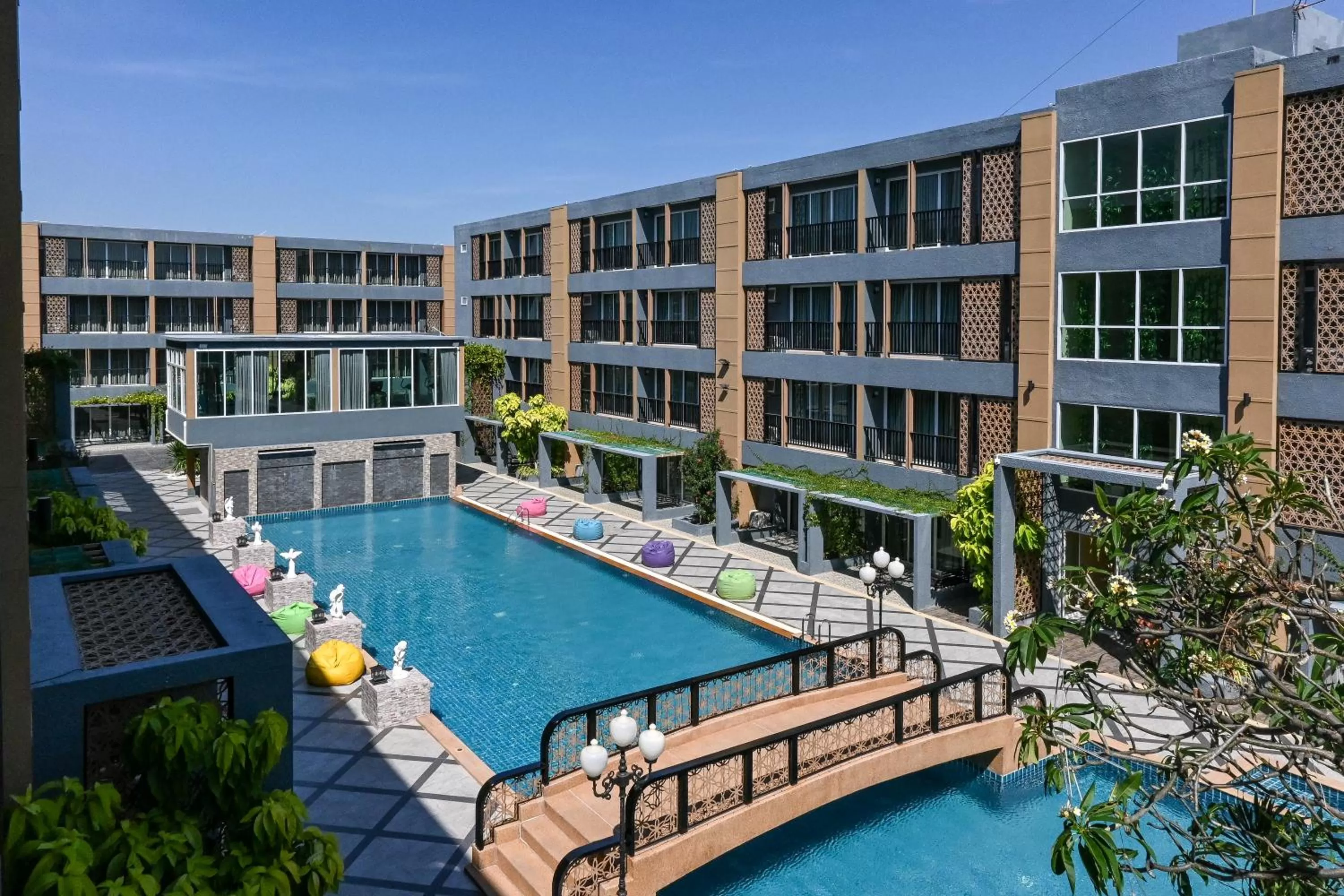 Property building in Golden Sea Hua Hin - SHA Extra Plus