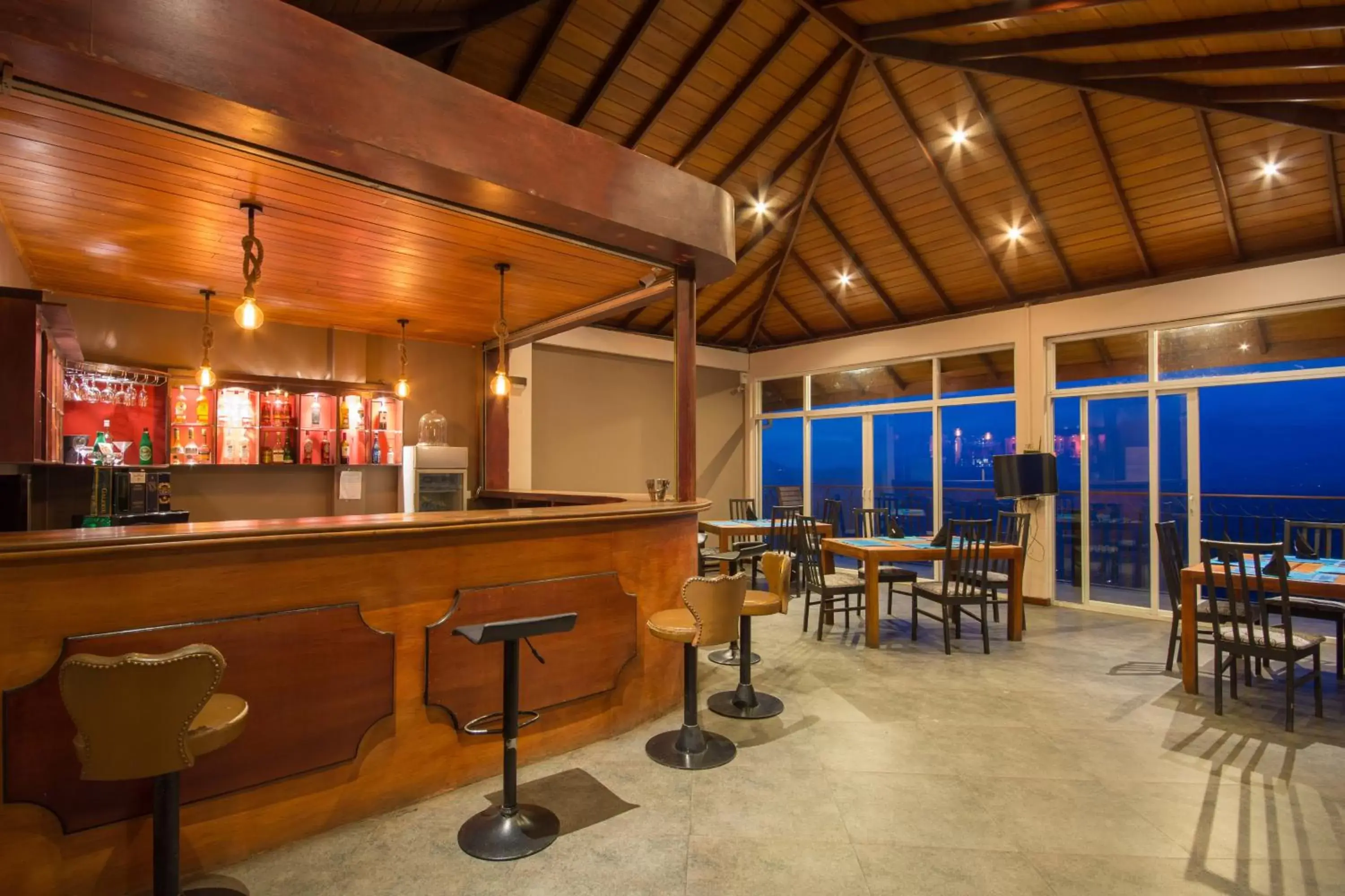 Lounge or bar, Lounge/Bar in Ceyloni Panorama Resort
