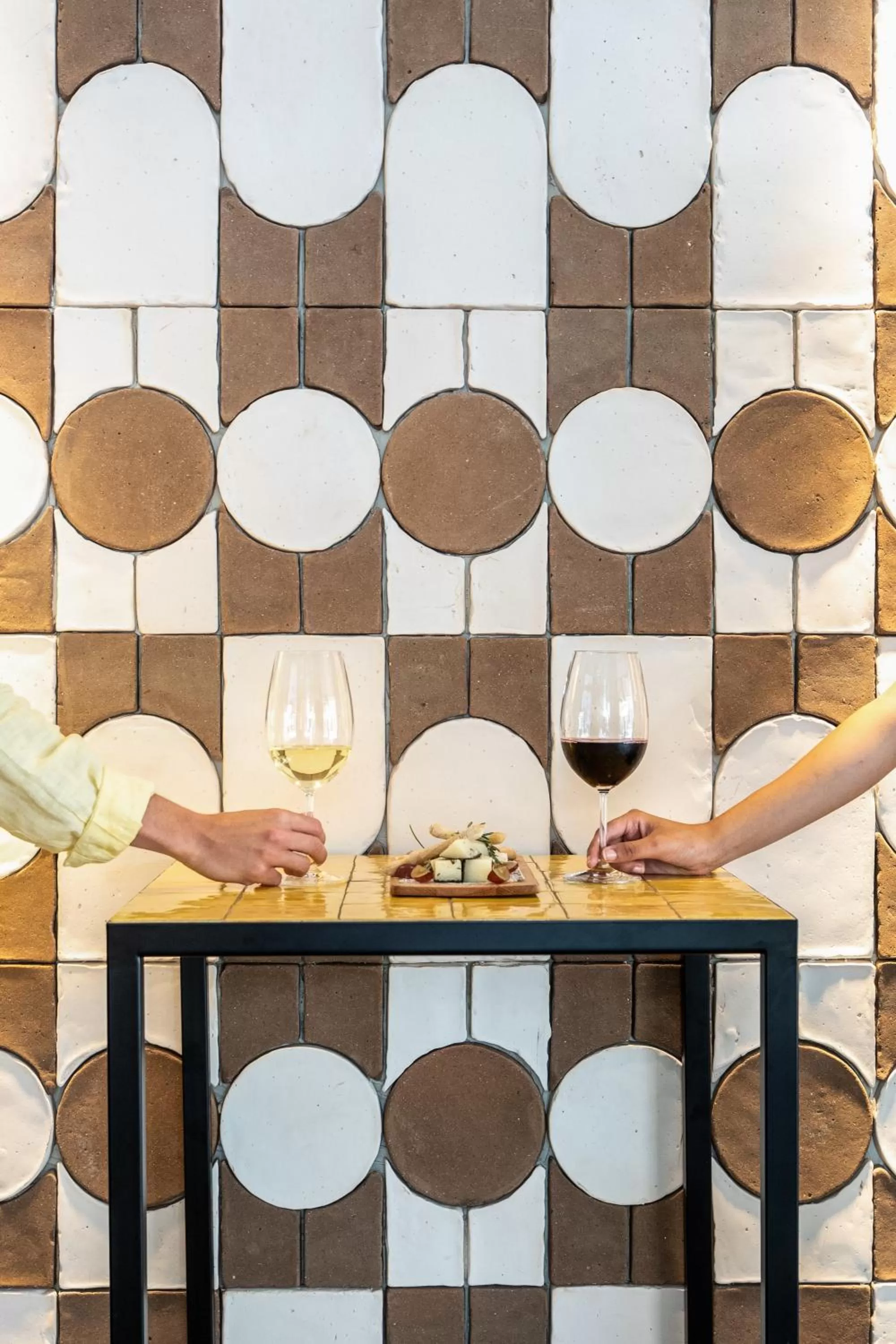 Restaurant/places to eat in Room Mate Cosmo - City Centre, Valencia